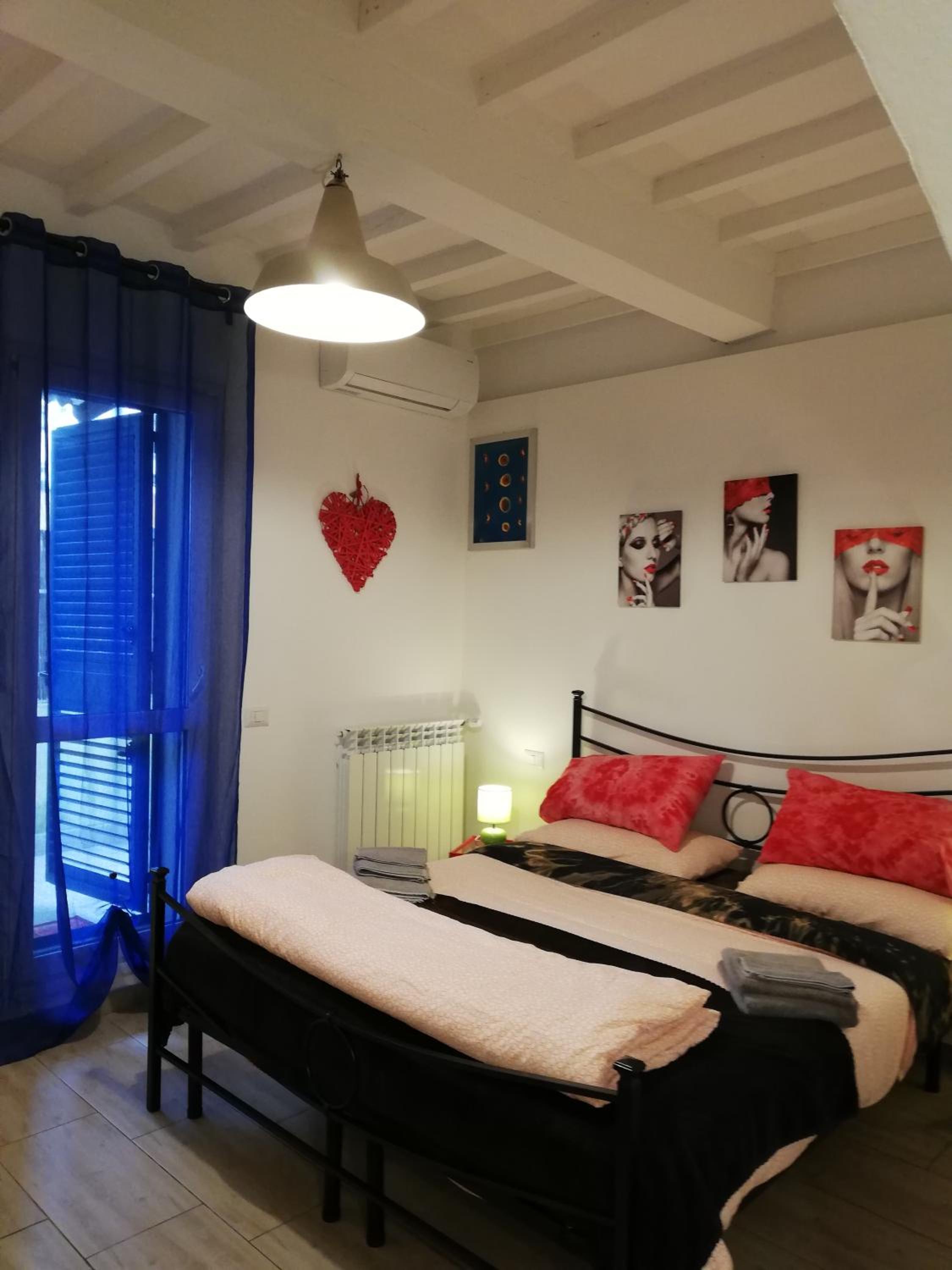 B & B Eliana