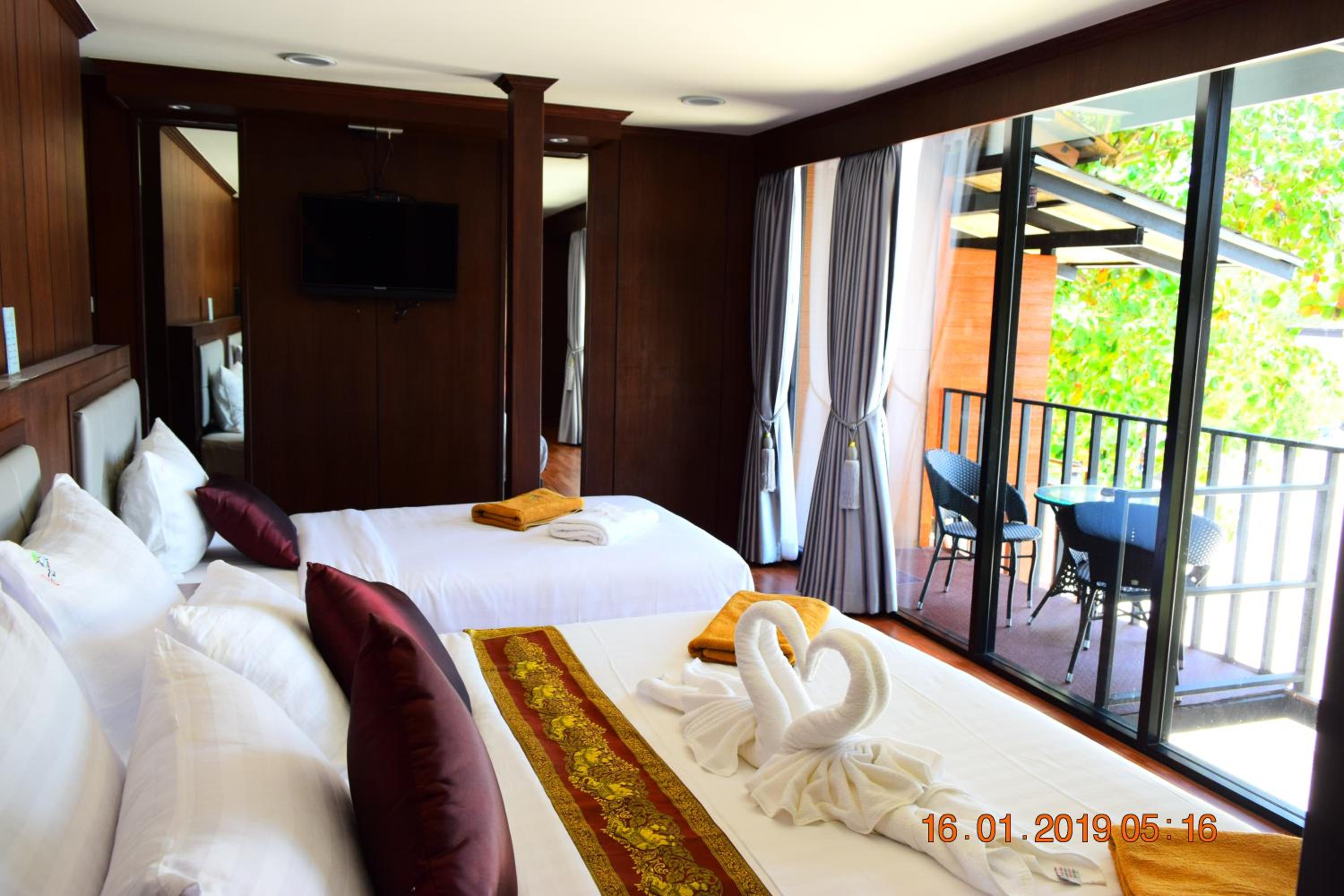 Chareena Hill Beach Resort