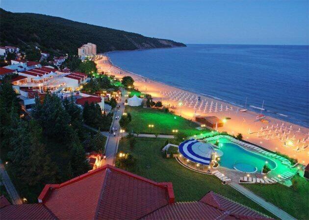 Private Apartment 49 in Prestige Fort Beach Hotel