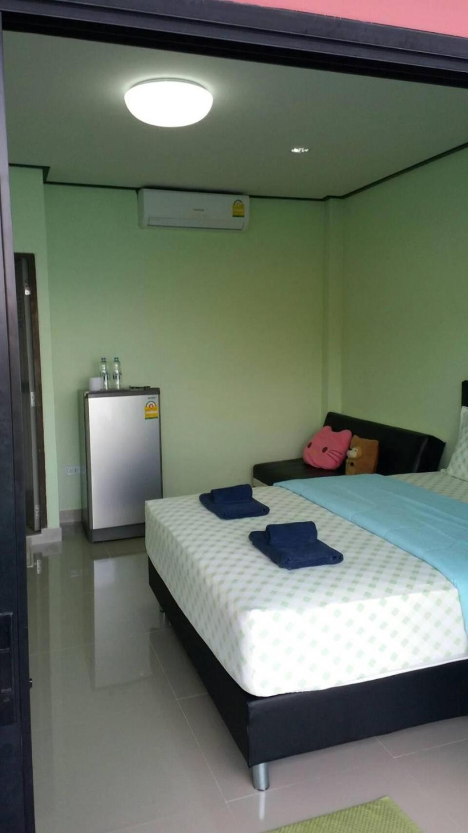 Ocean View Resort - Koh Sichang
