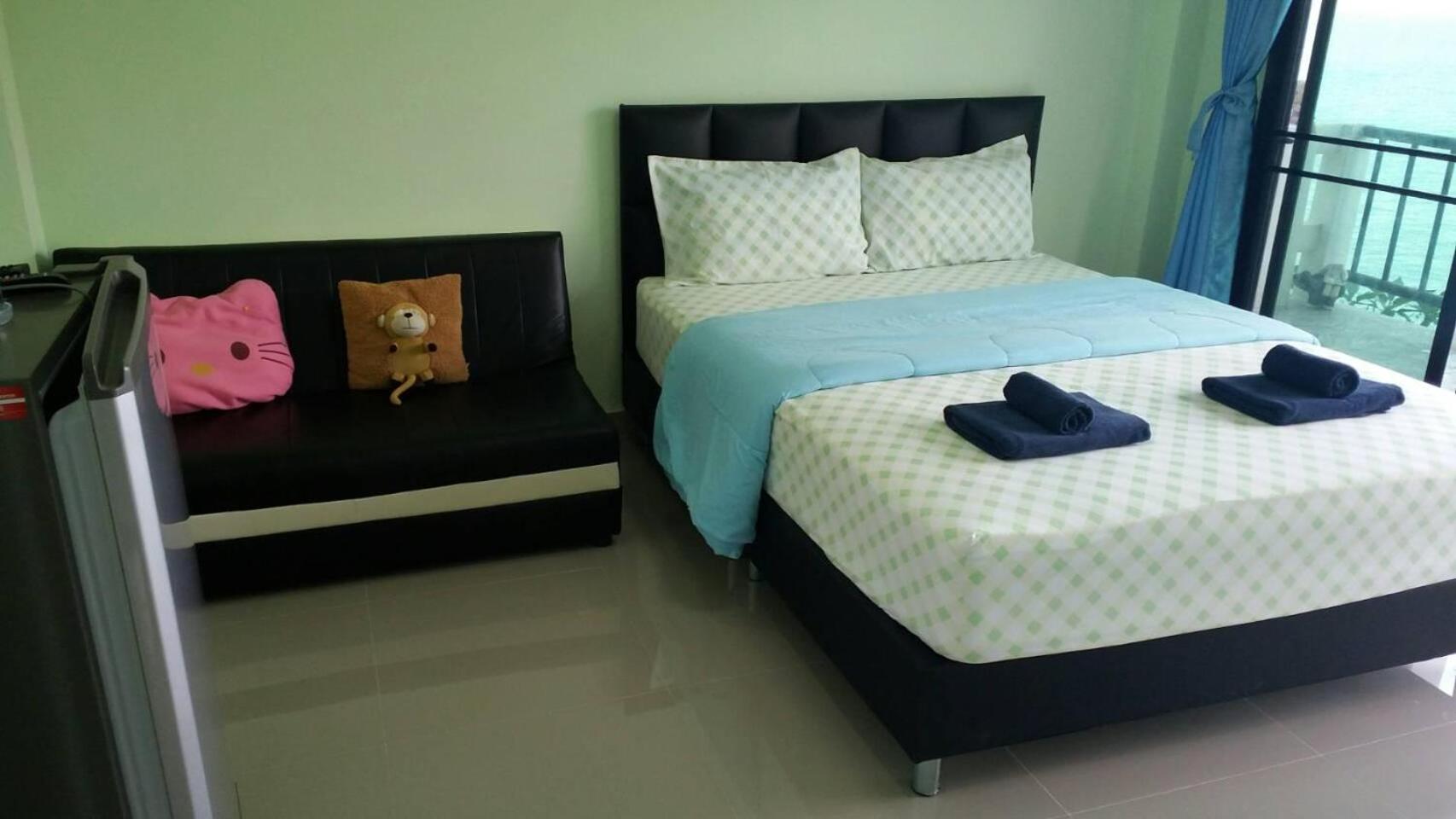 Ocean View Resort - Koh Sichang