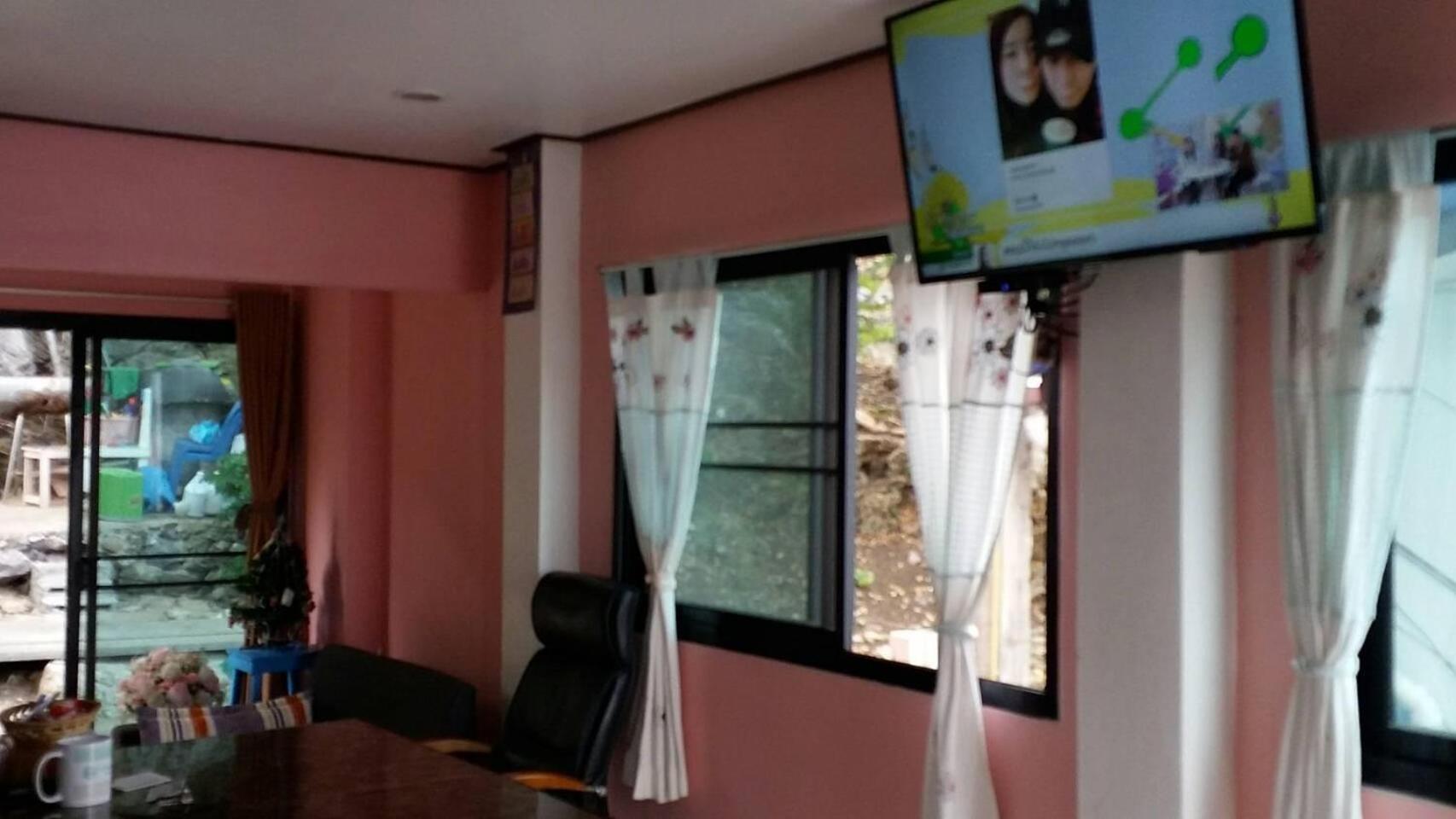 Ocean View Resort - Koh Sichang