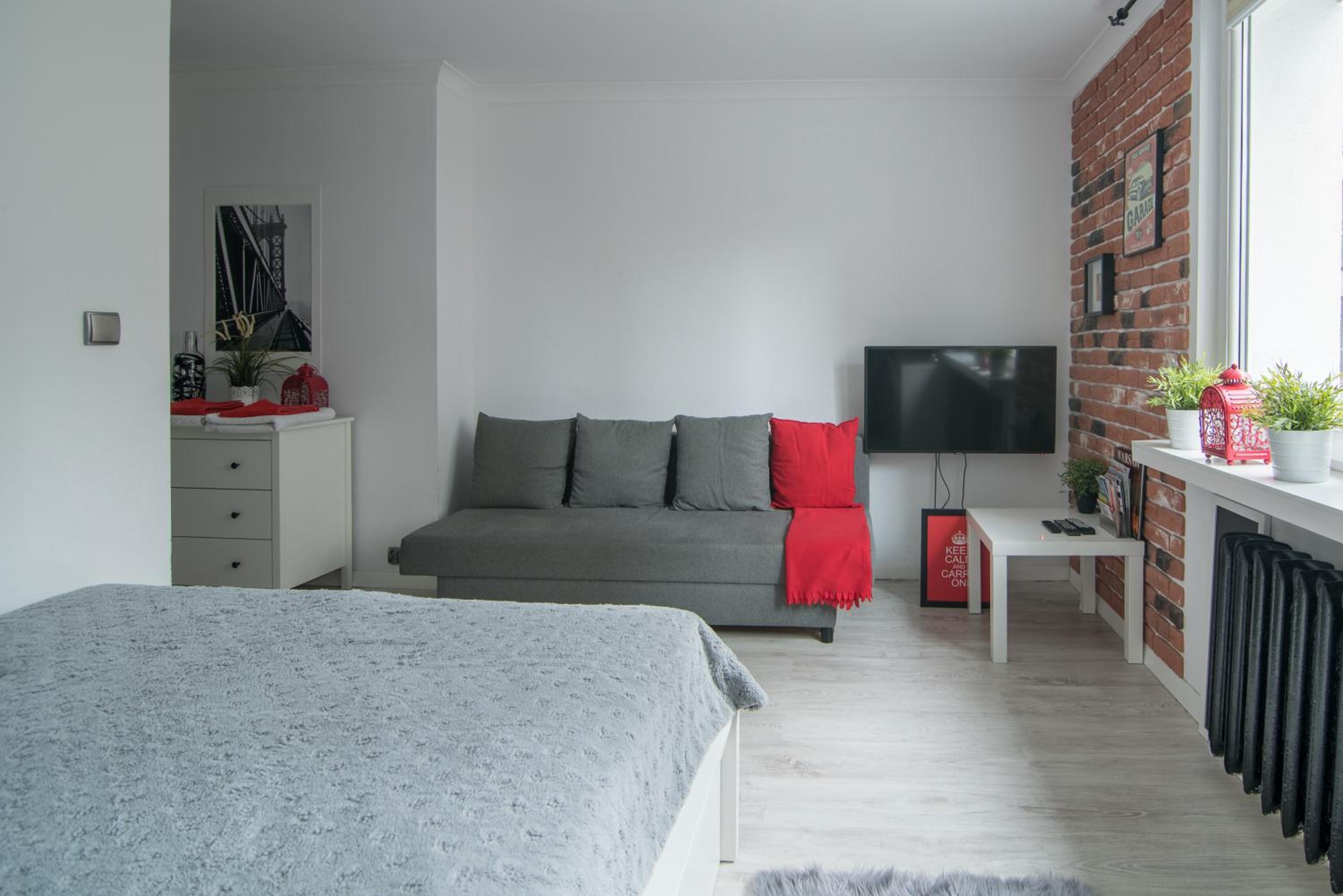 The White Apartment view 5