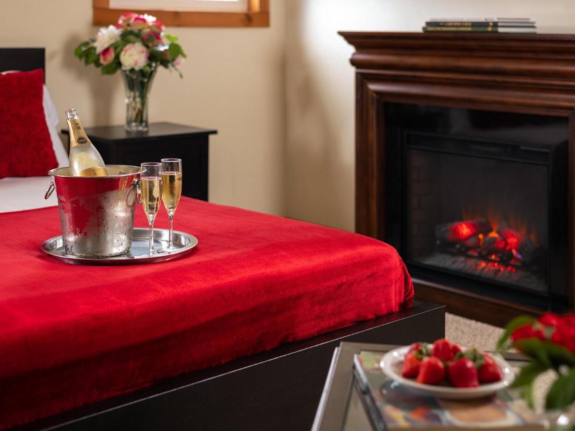 Pipestem Spa, Event Center and Mountain Chalets