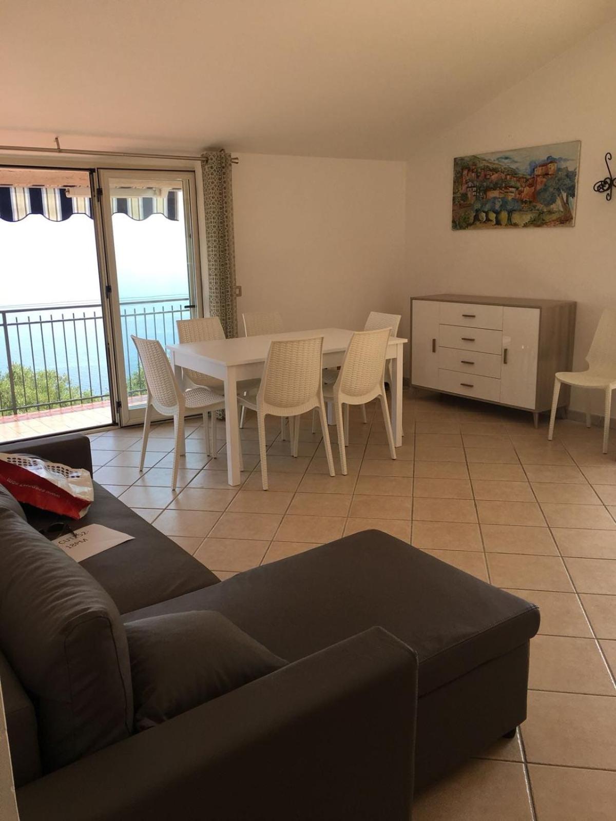 Photo 34