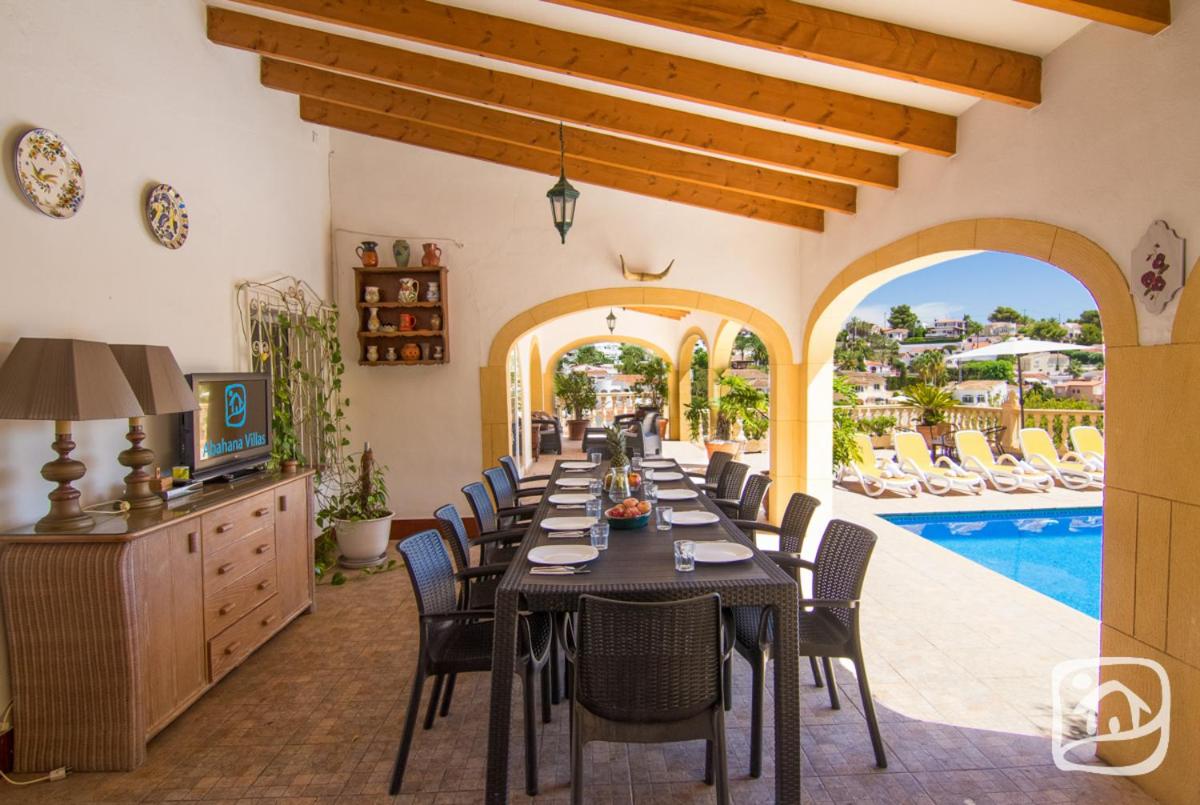 Villa Serenidad by Abahana Villas view 3