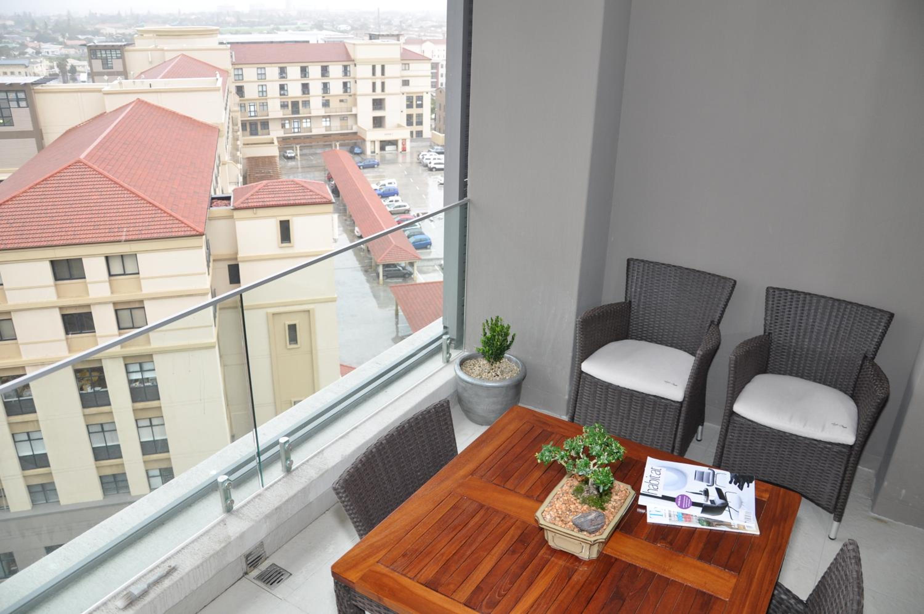 Photo 146 sur 199 de The Residences at Crystal Towers