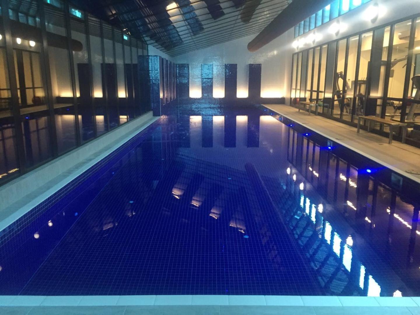 Large 2B2B Near Southern Cross FreeParking GYM POOL