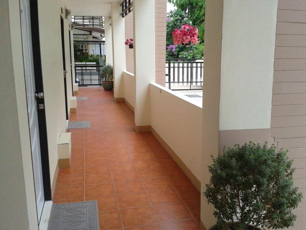 Santipran Place