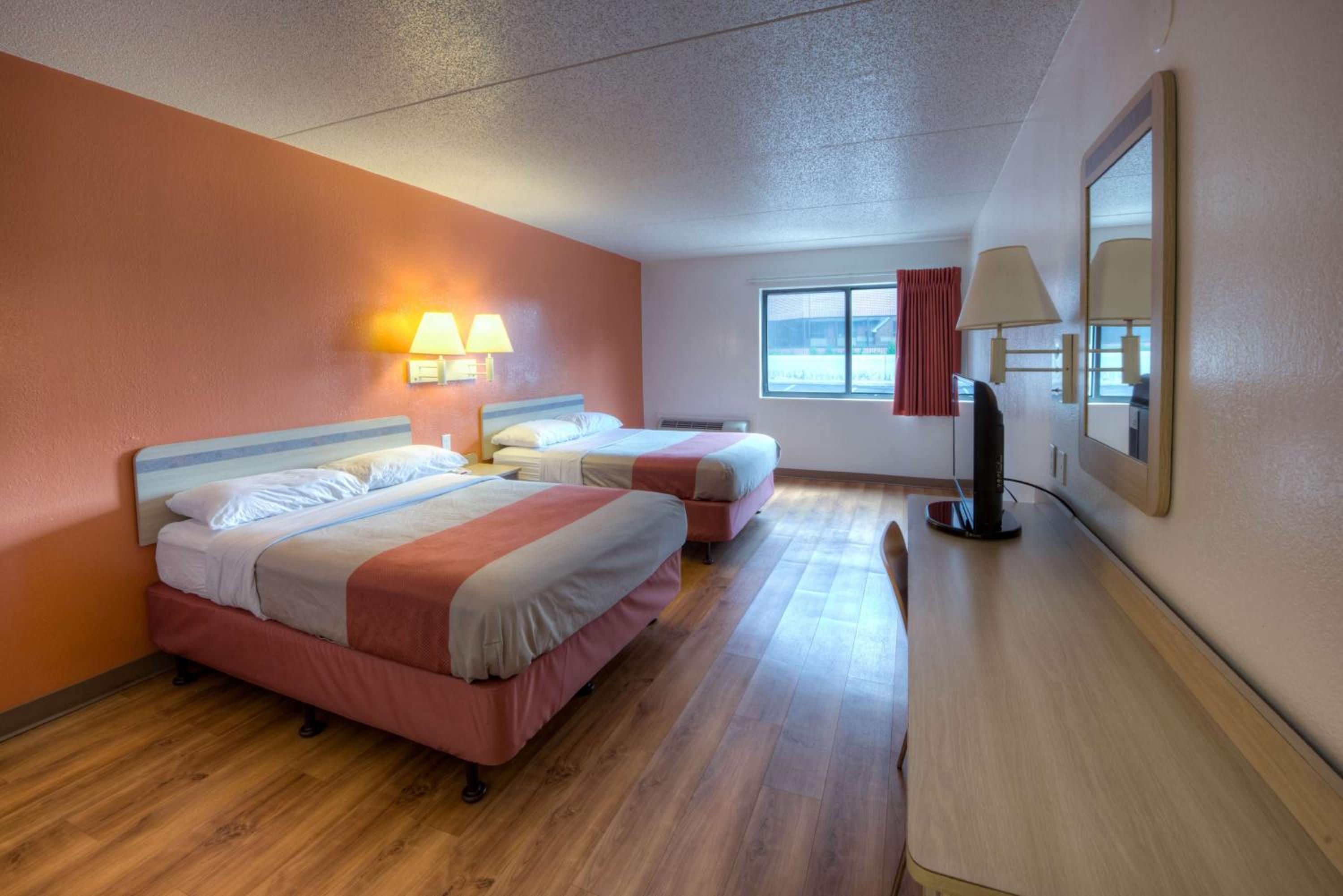 Motel 6-Branford, CT - New Haven - Property Image 17