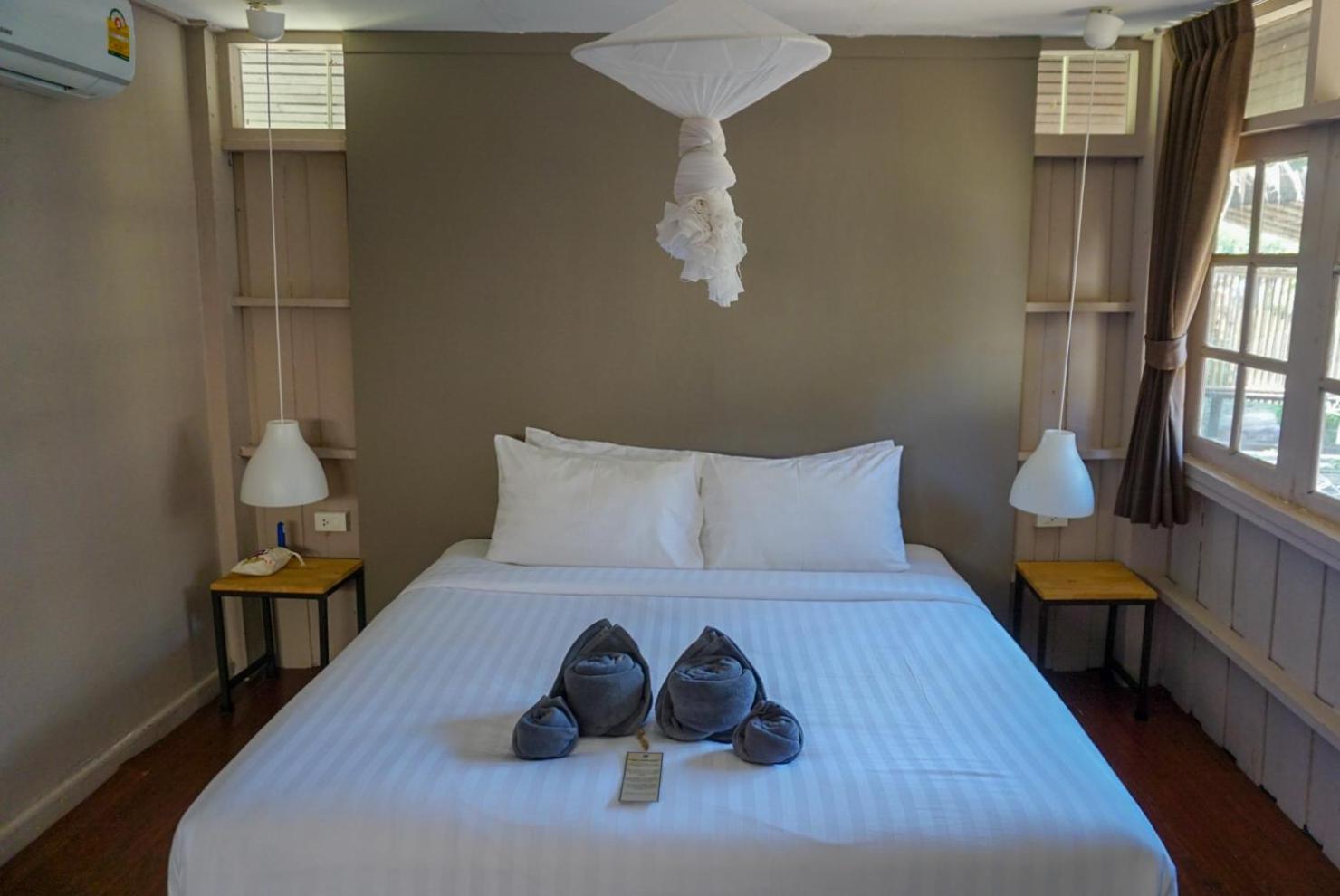 HIP Seaview Resort @ Phi Phi