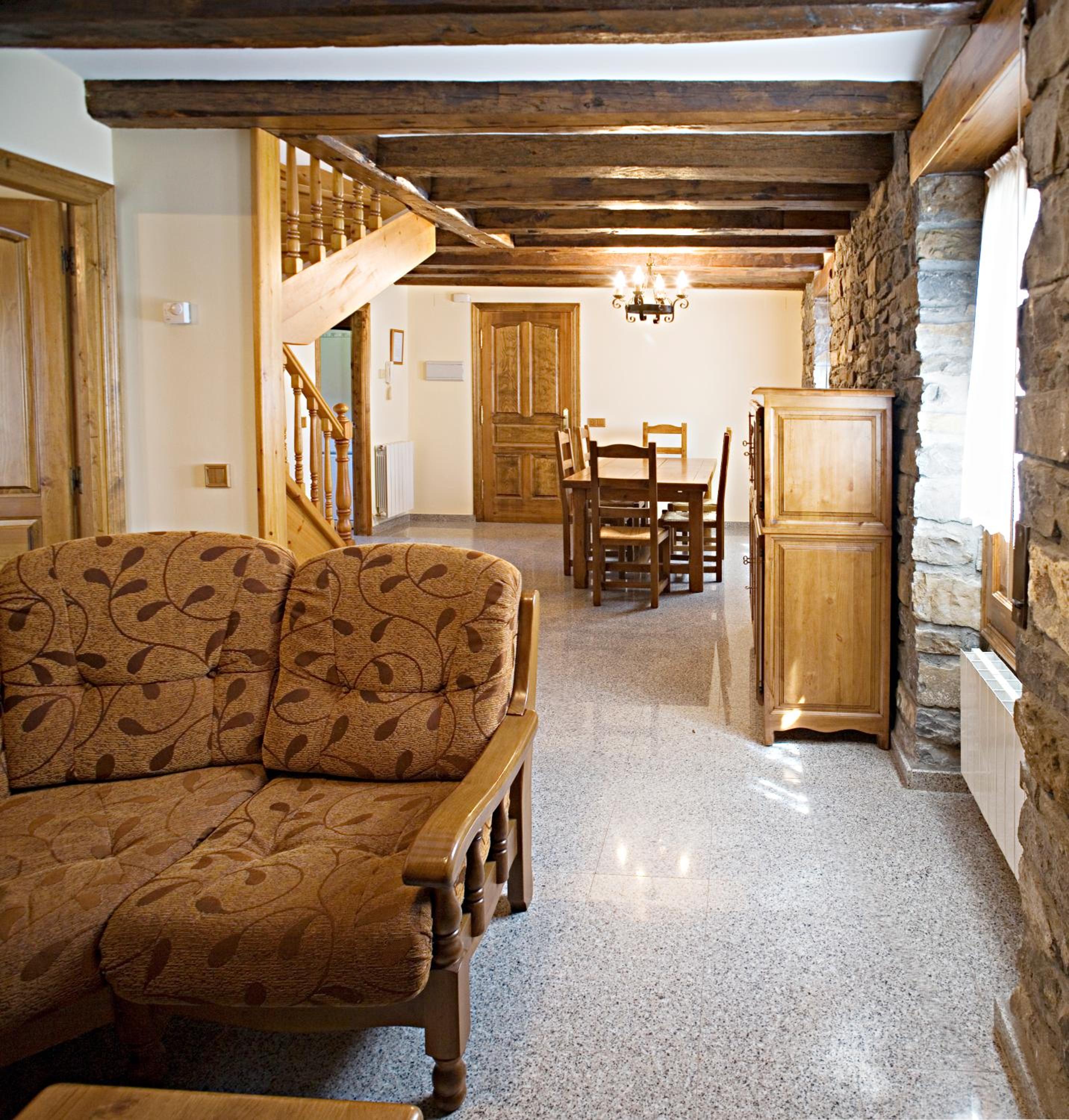 Apartamentos Casa Buisan