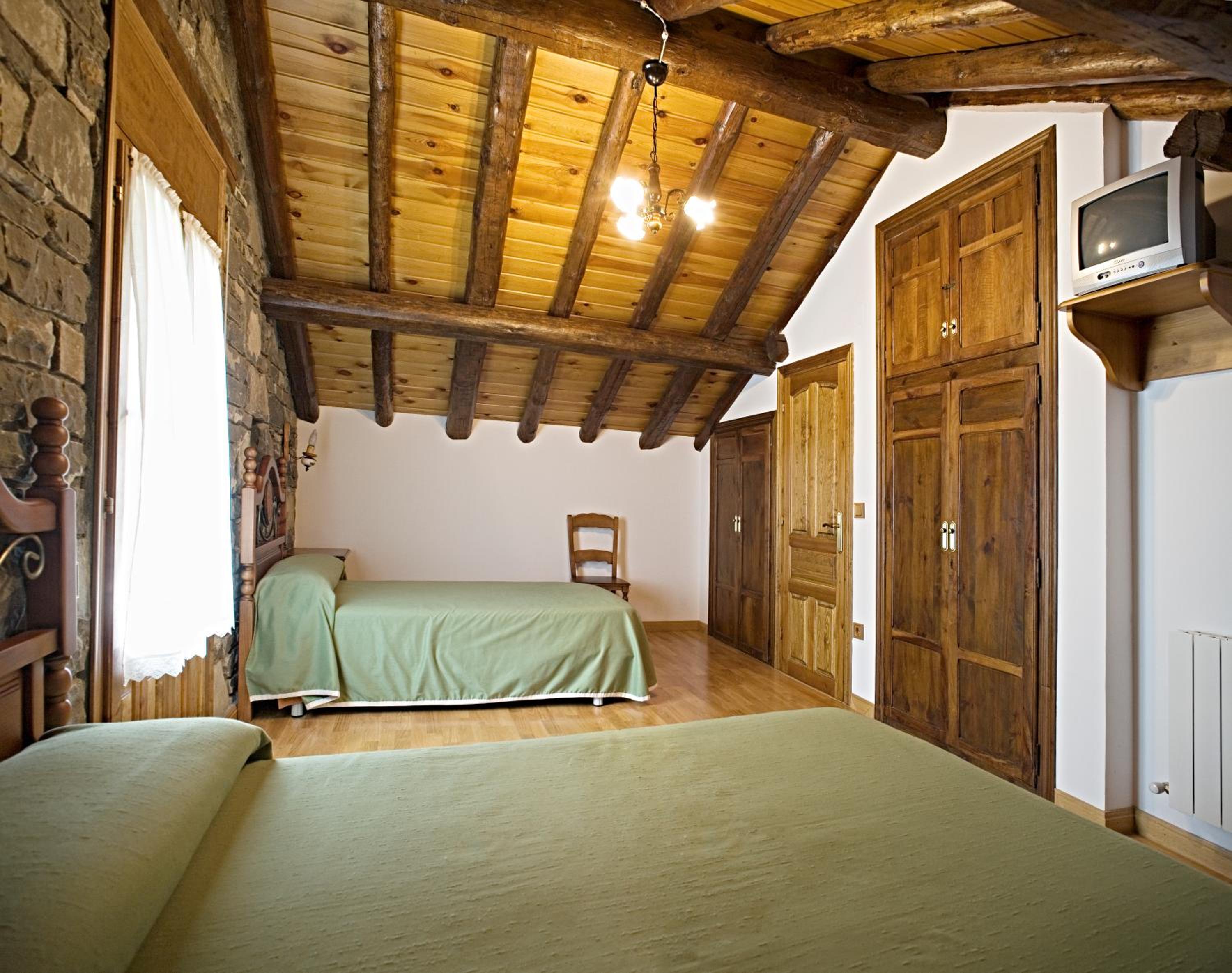 Apartamentos Casa Buisan