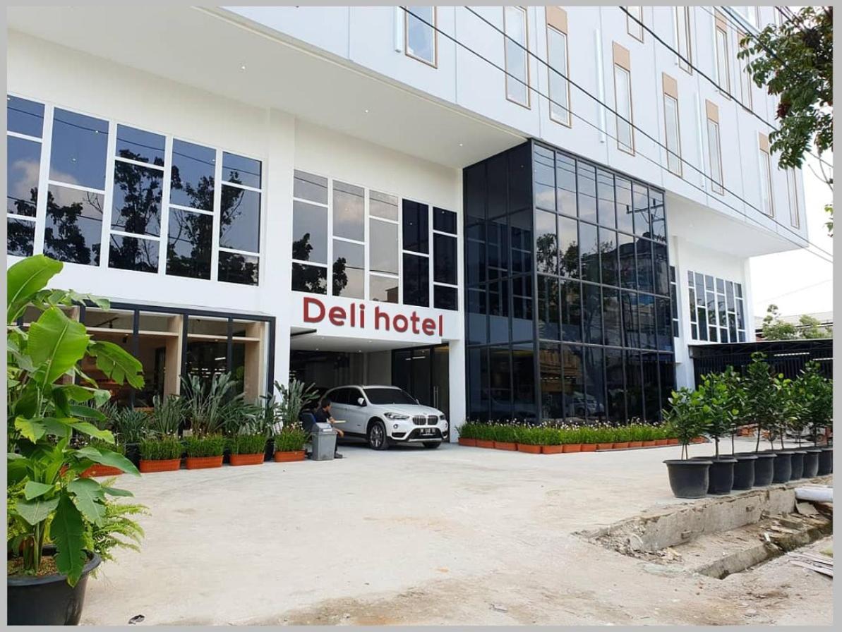 Hotel Deli Hotel - Image 1