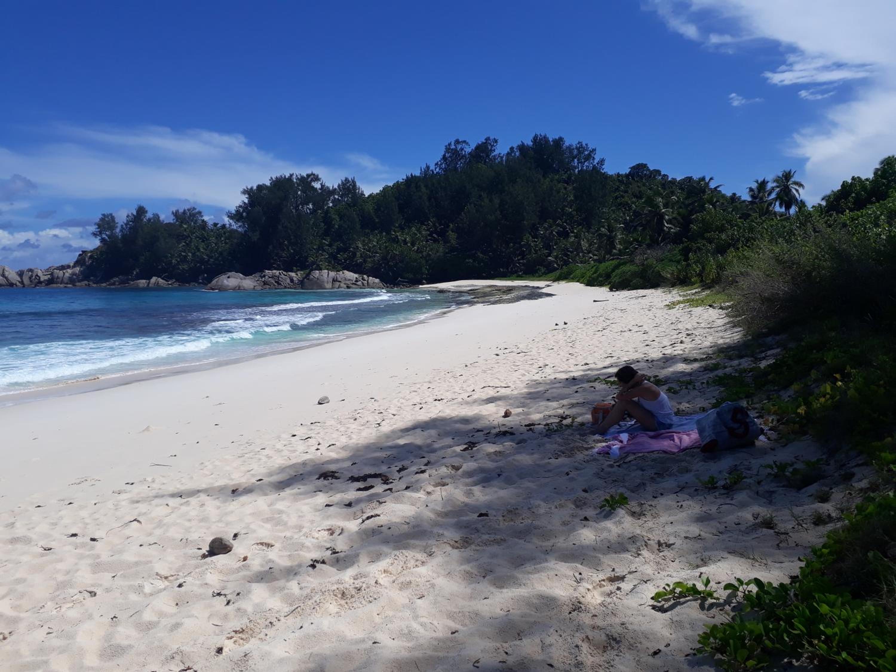 Eden Island luxury apartment sea view