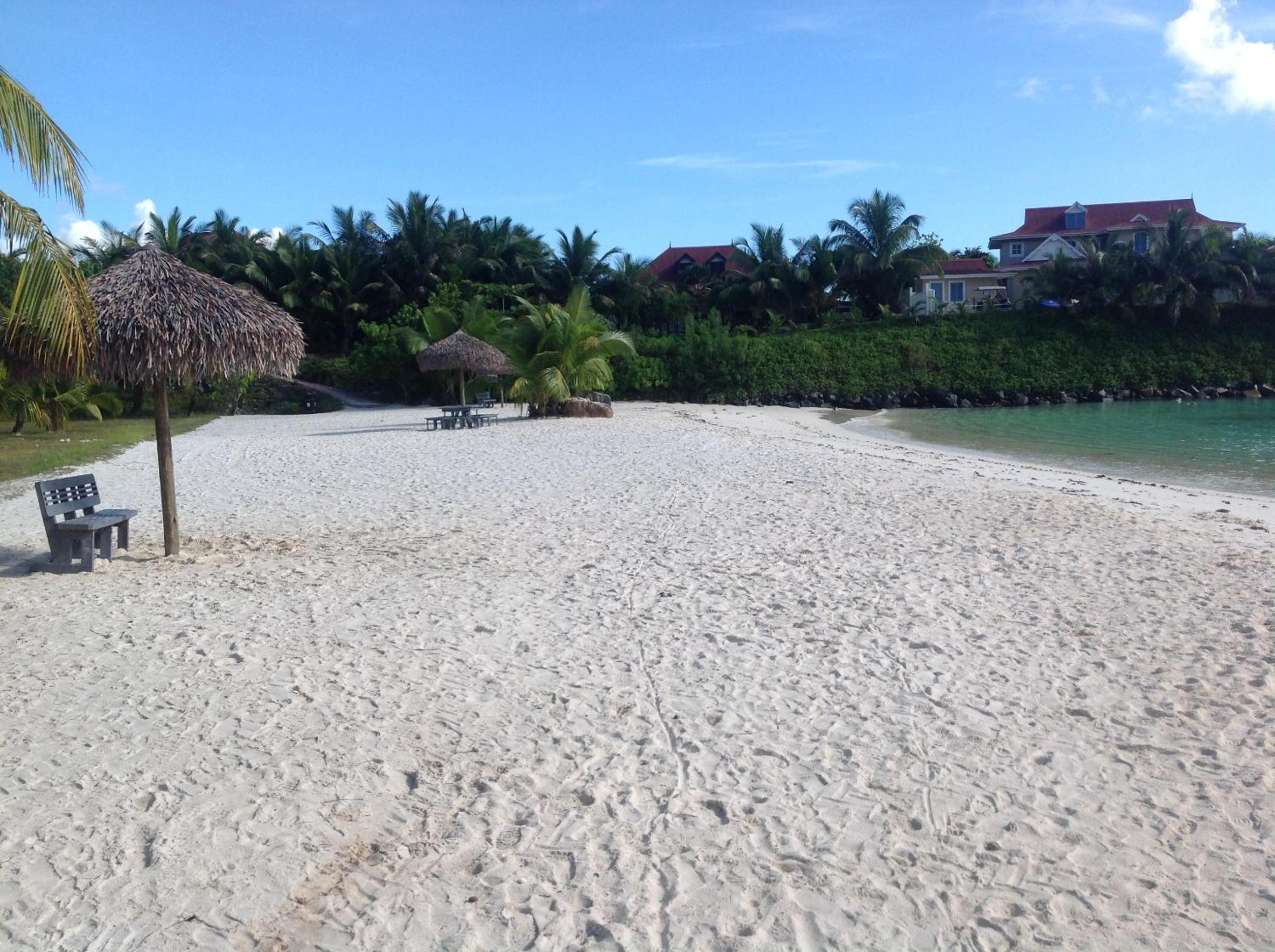 Eden Island luxury apartment sea view
