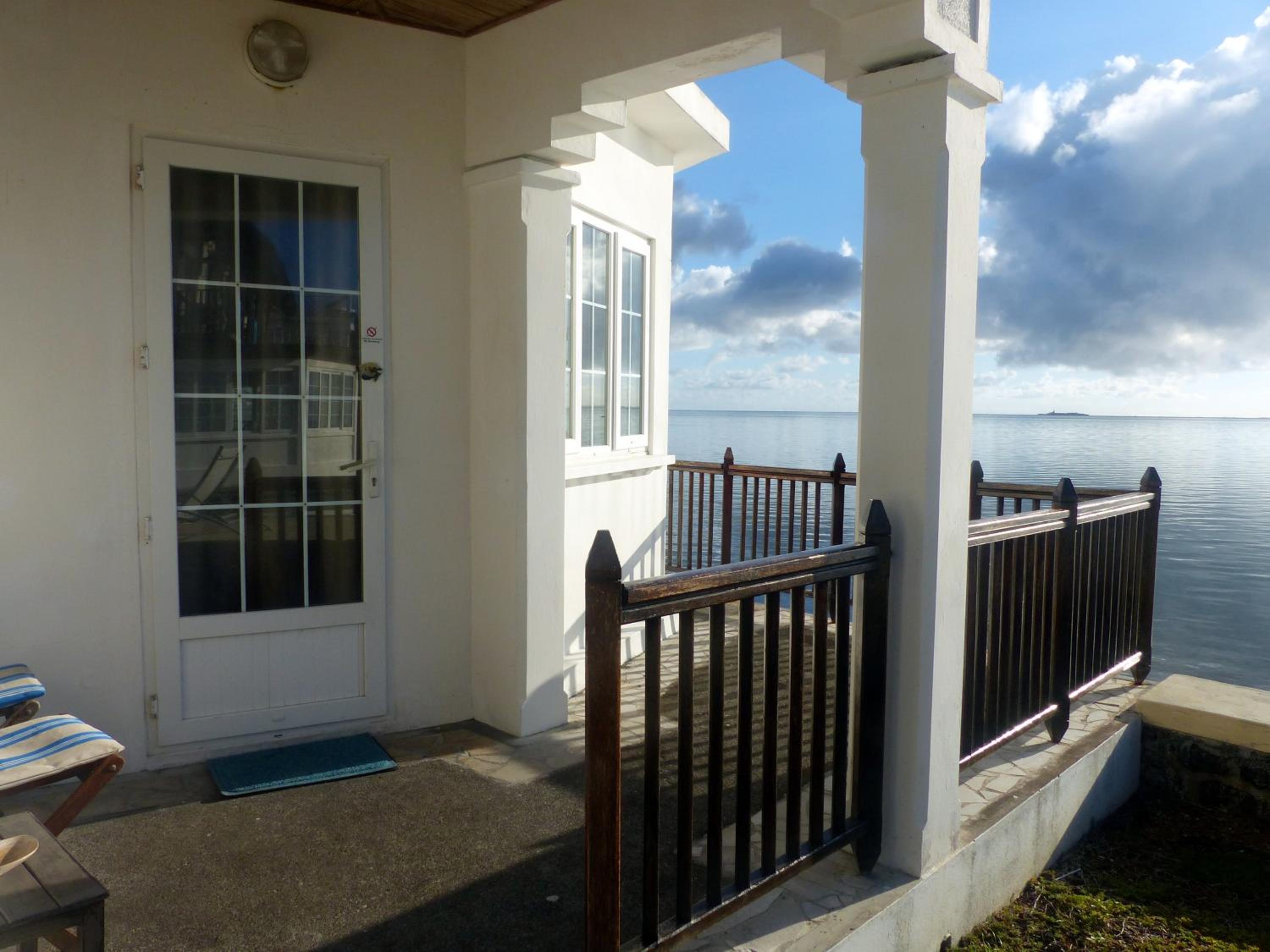 CHILLpill Guest House