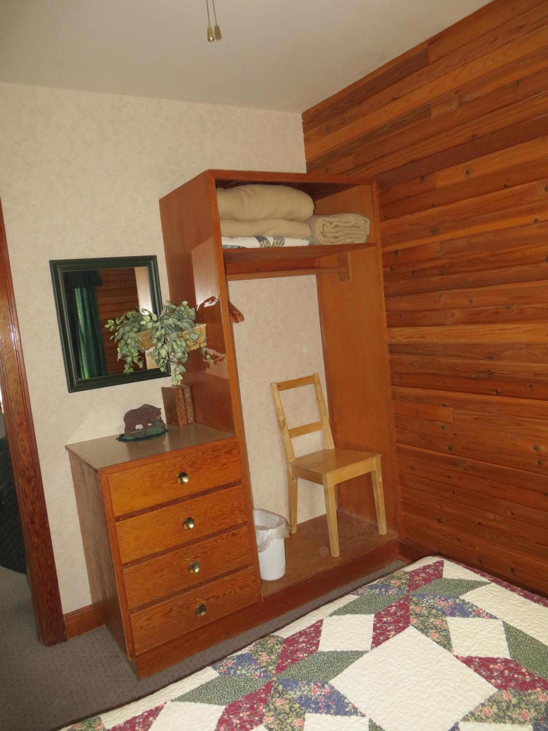 Crandell Mountain Lodge