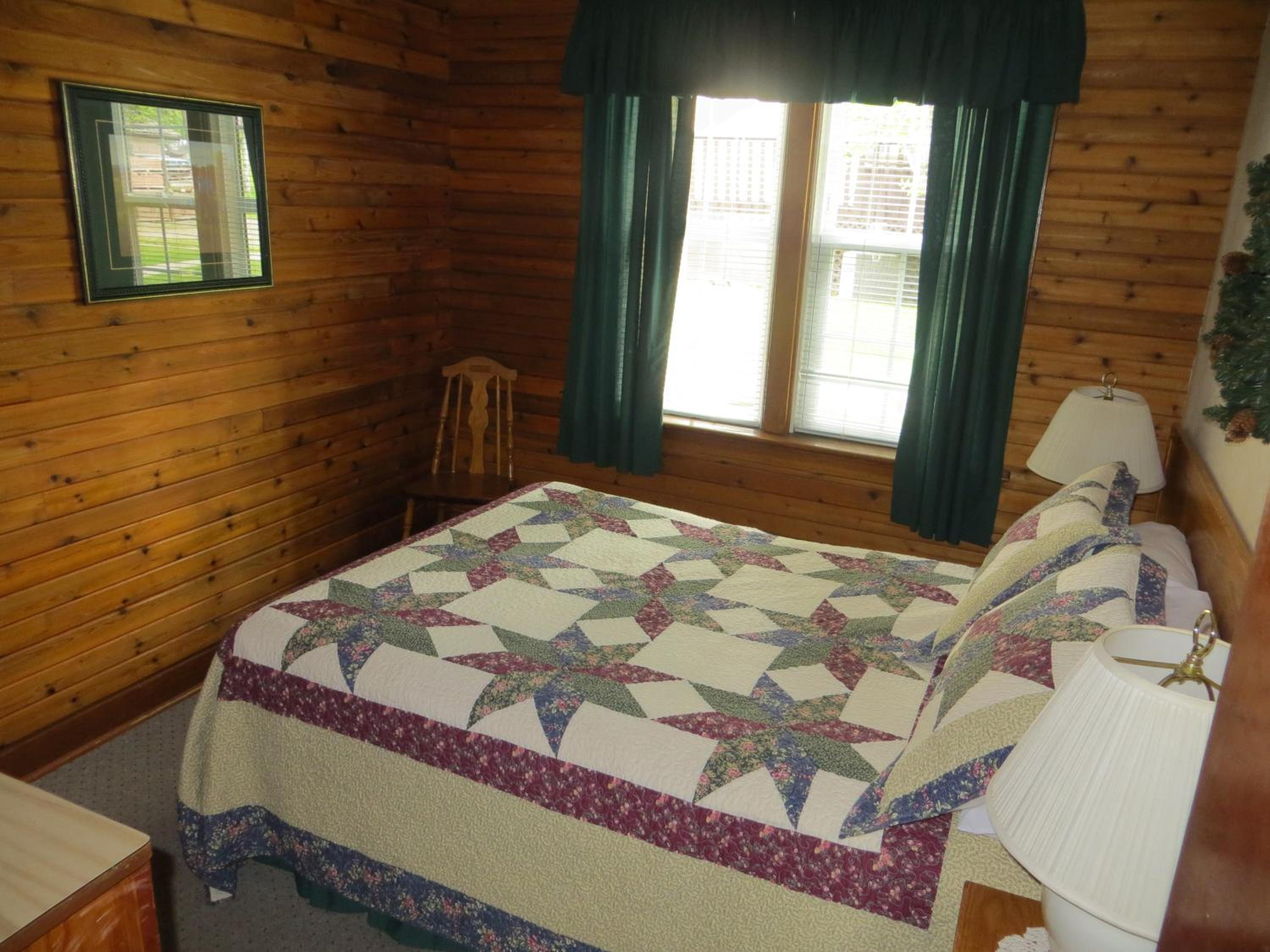 Crandell Mountain Lodge