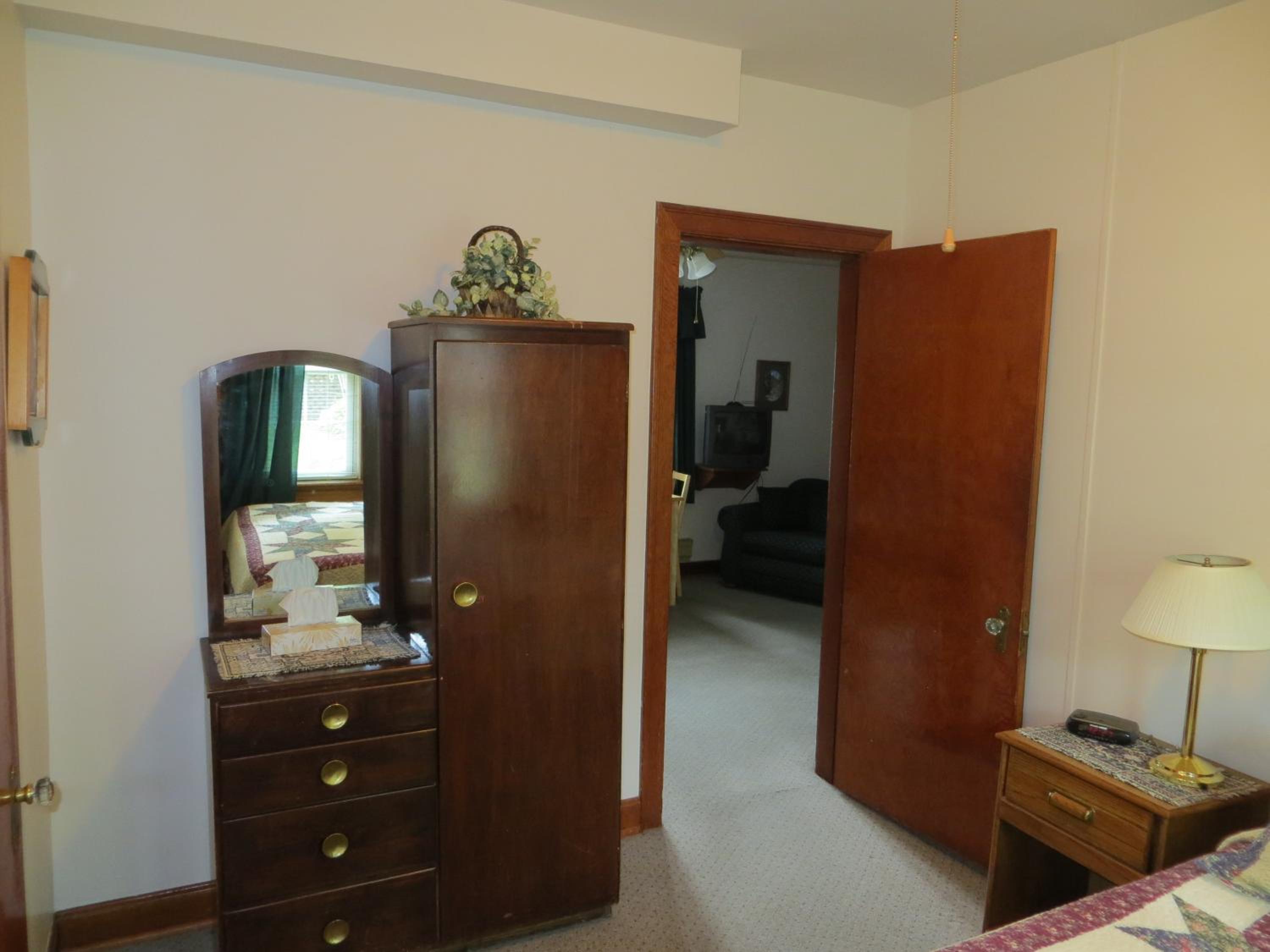 Crandell Mountain Lodge