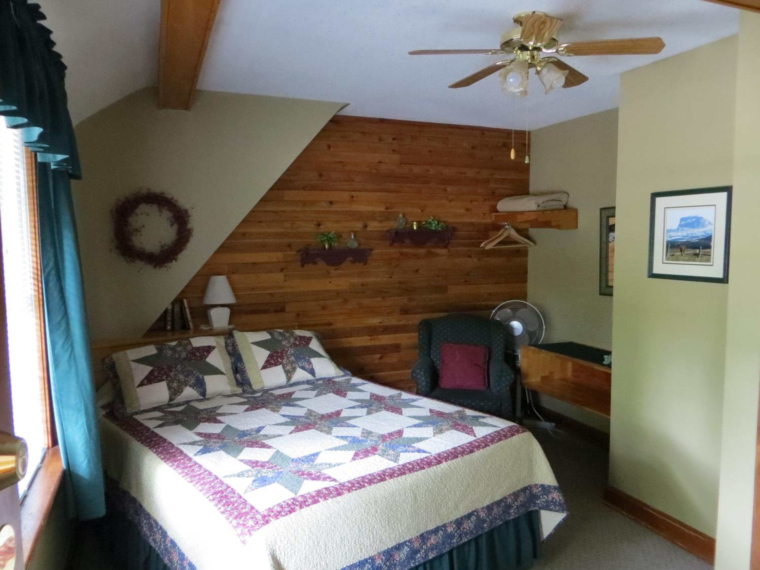 Crandell Mountain Lodge