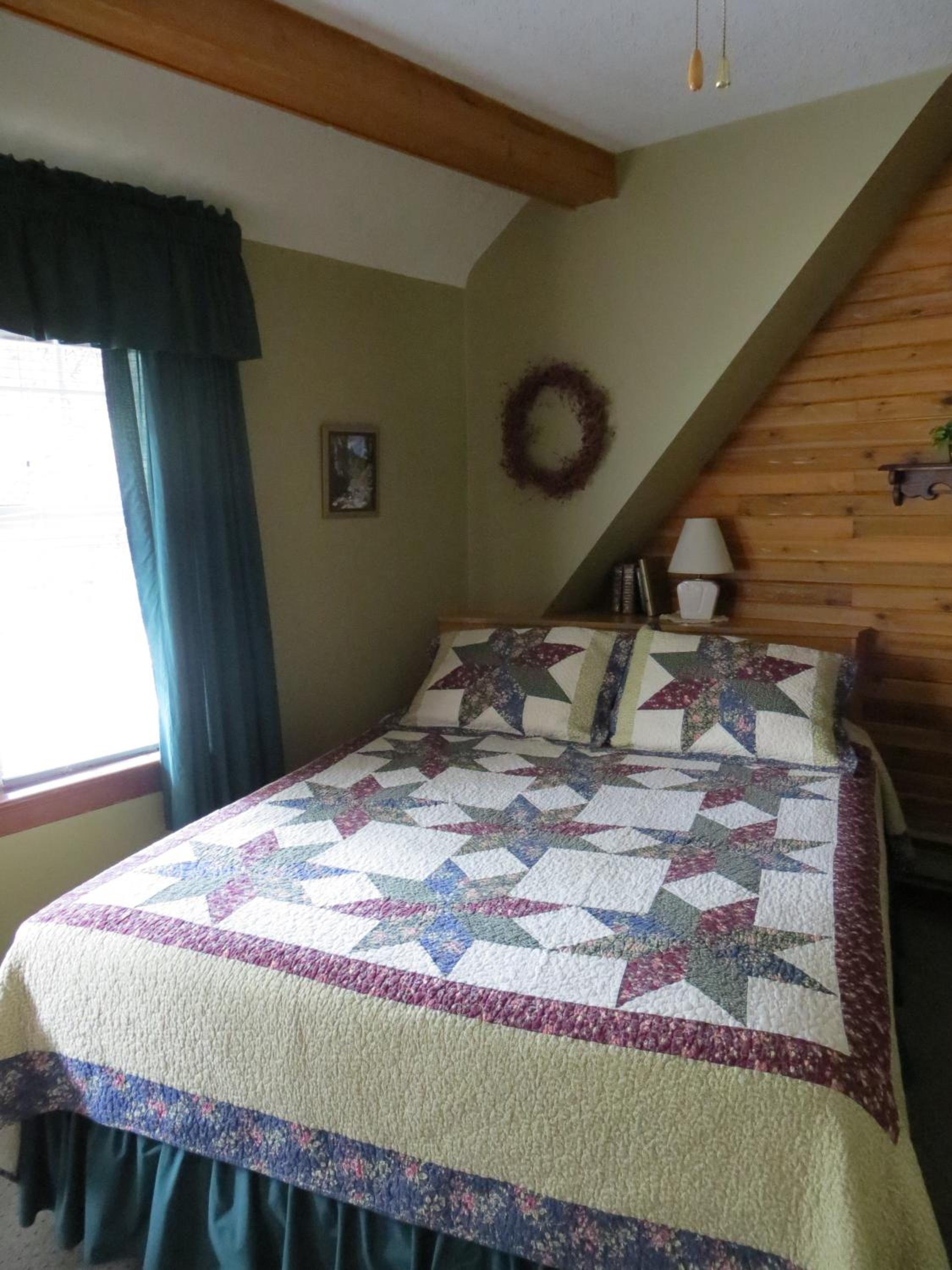 Crandell Mountain Lodge