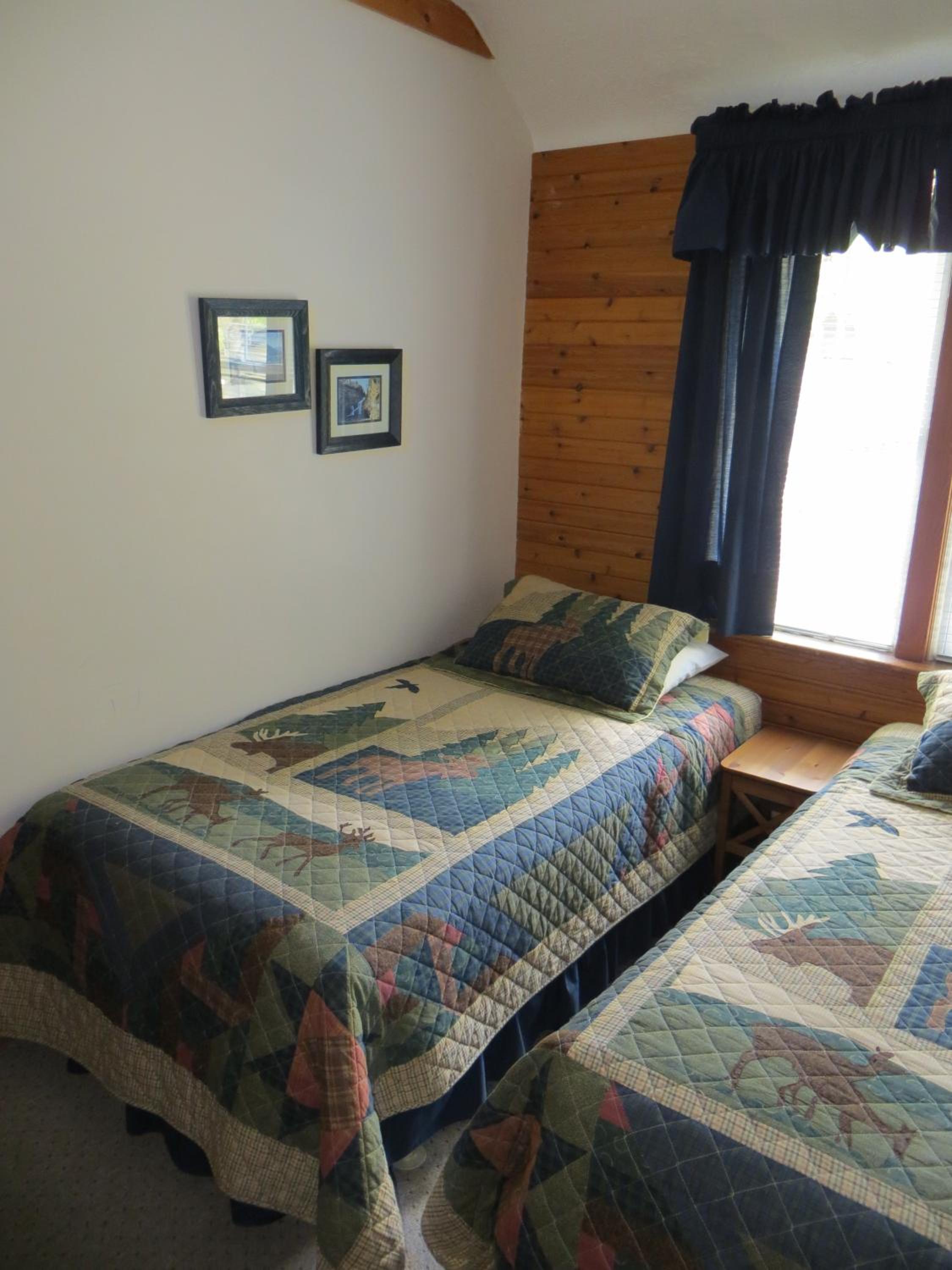 Crandell Mountain Lodge