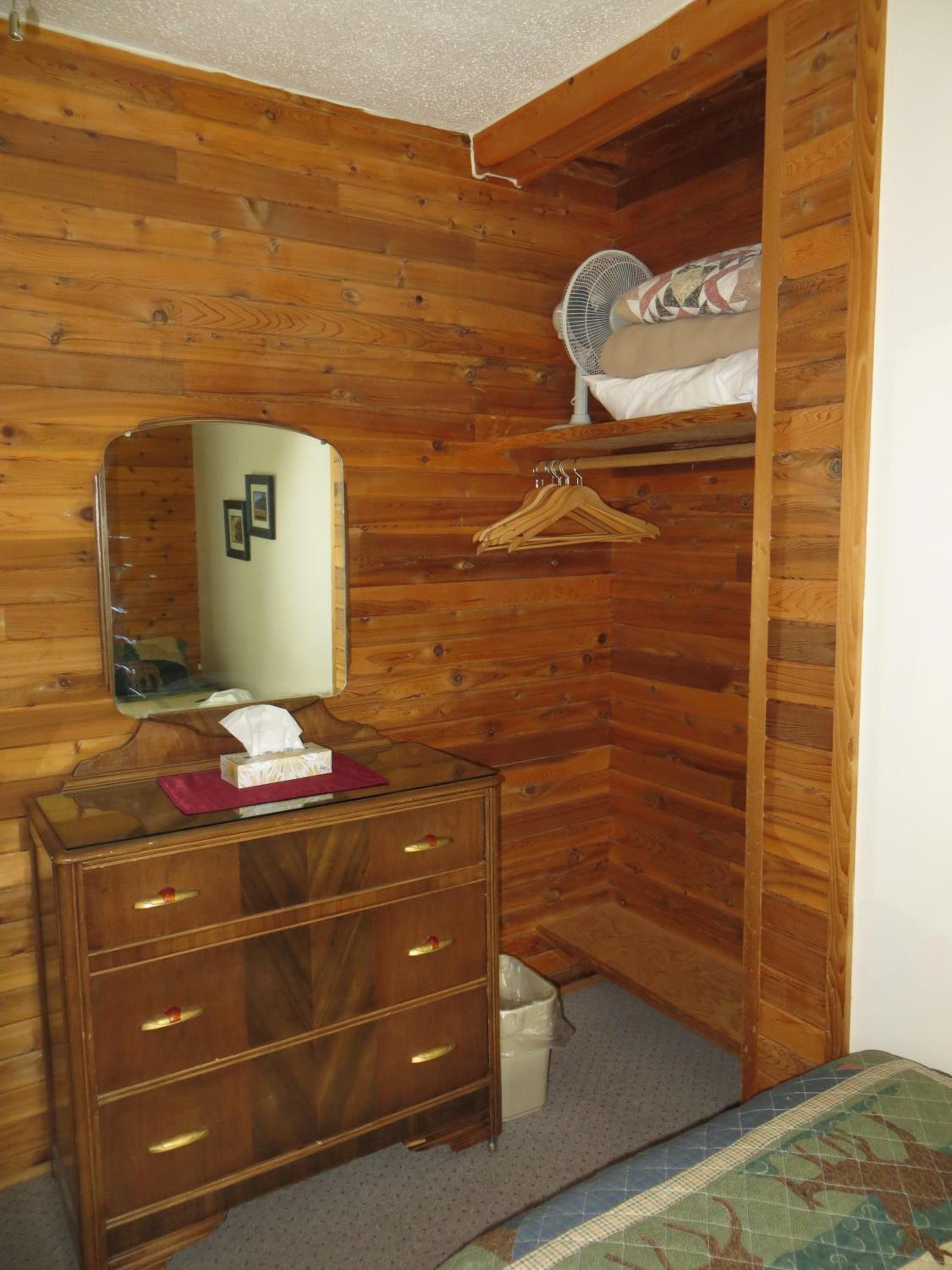 Crandell Mountain Lodge