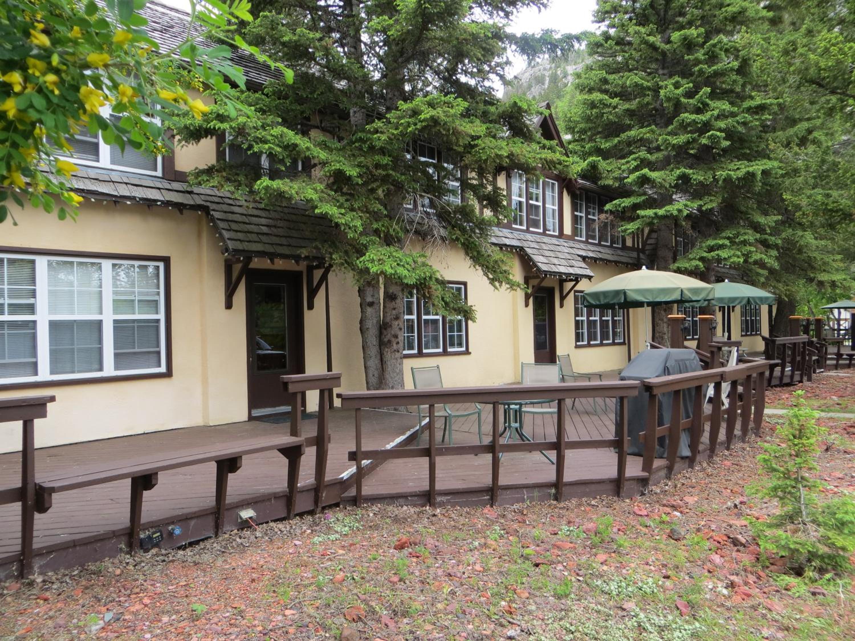 Crandell Mountain Lodge