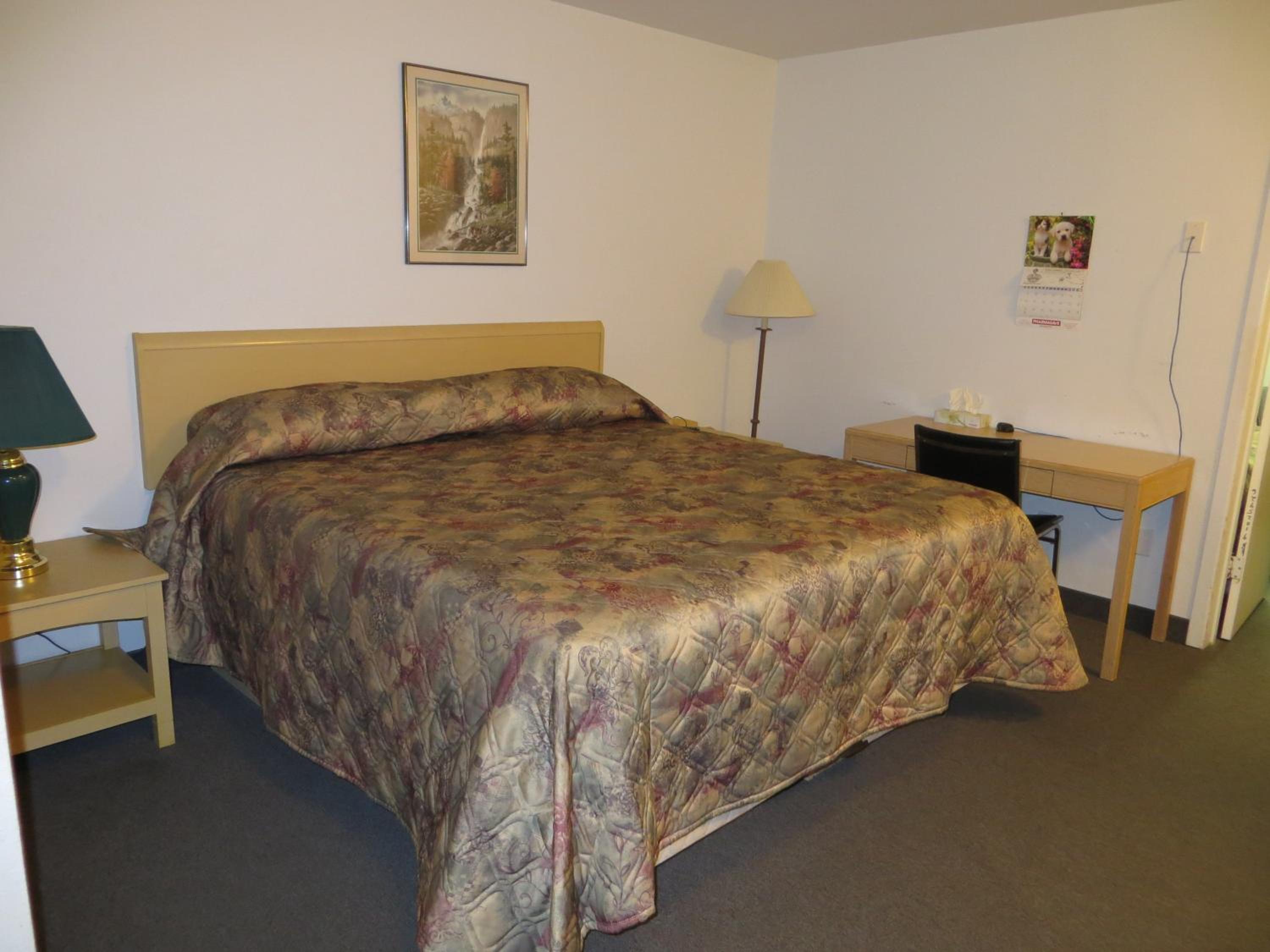 Lazy J Motel