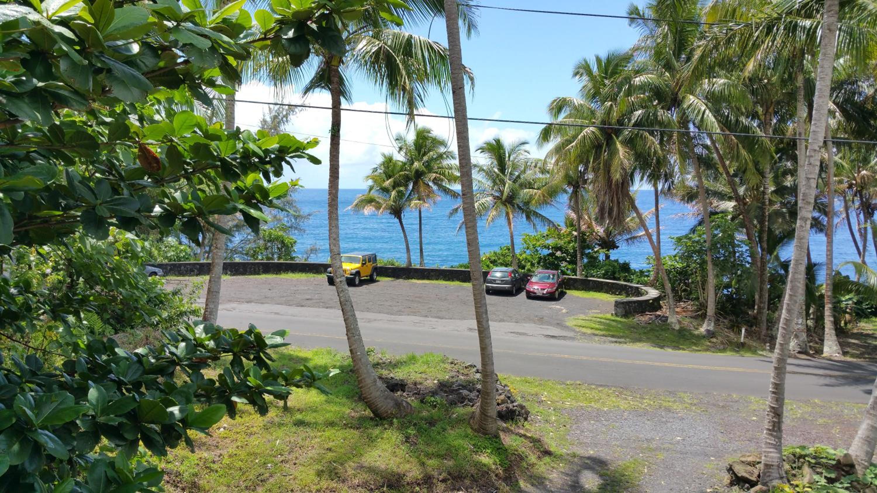 The Dolphin Cottage at Kehena Beach view 3