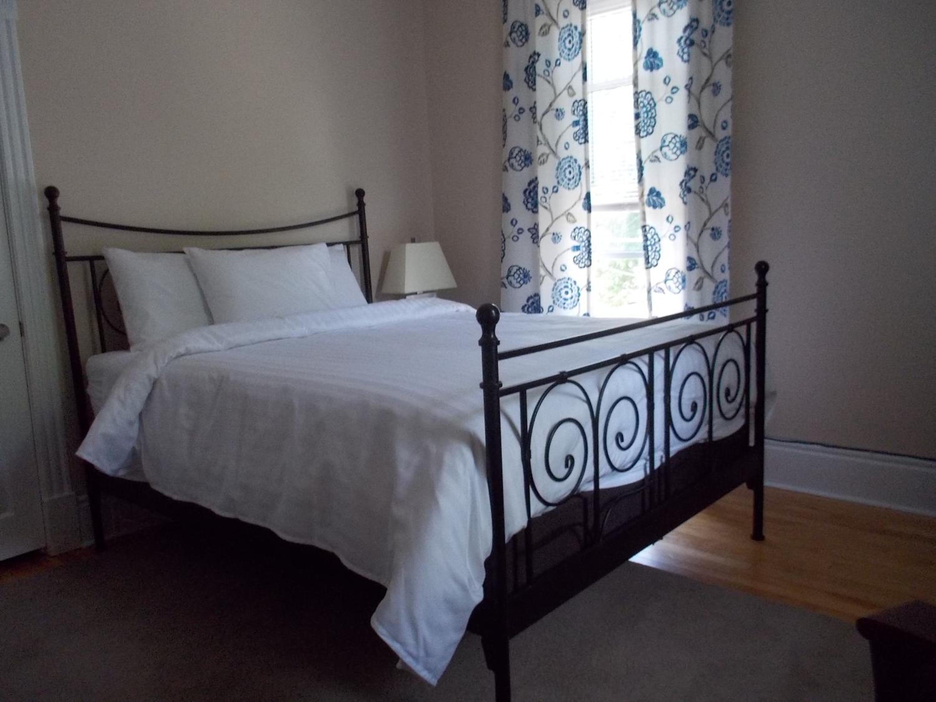 Seaway Manor B&B
