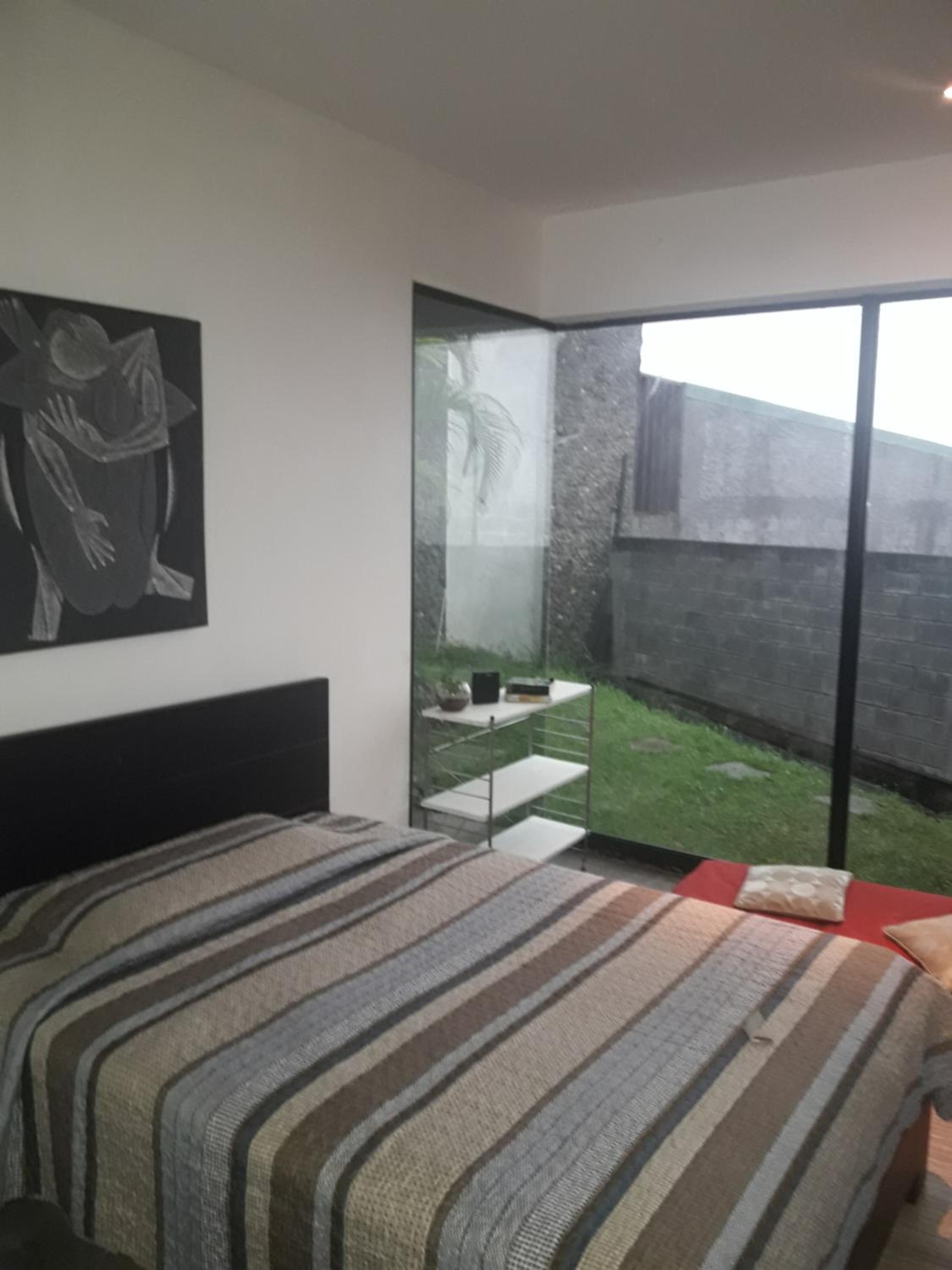 Salamandra Room