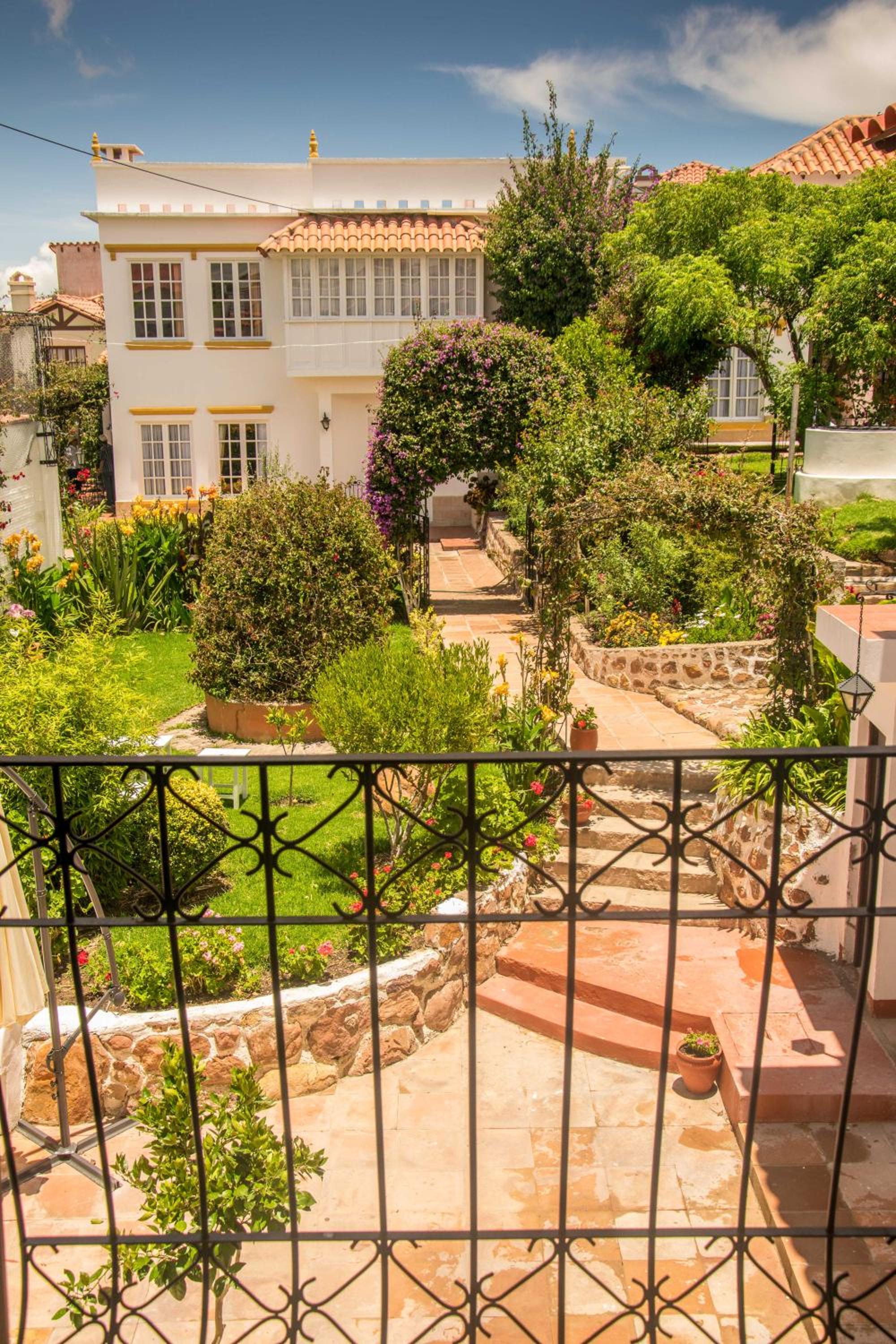 El Jardin De Su Merced B&B