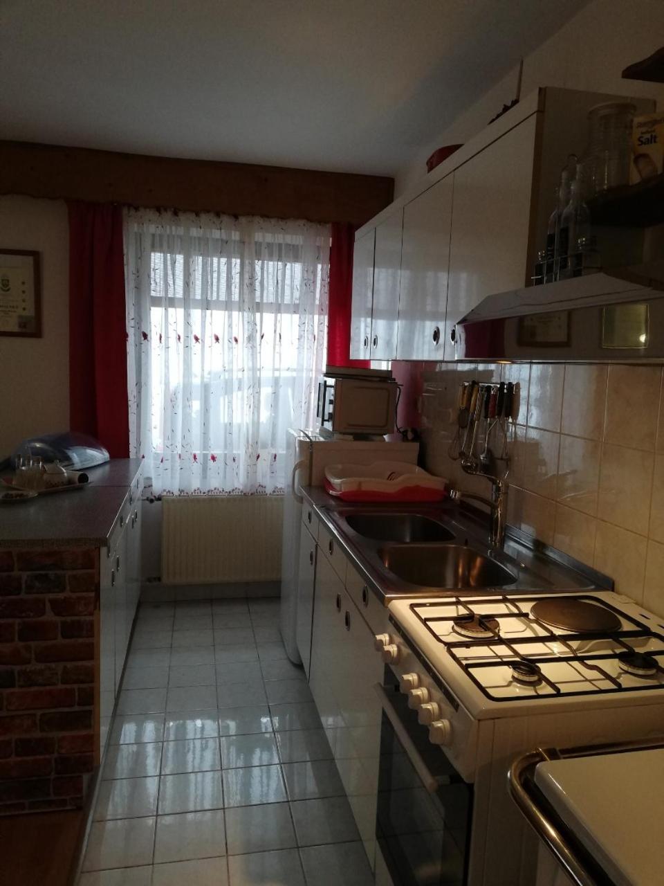 Photo 35