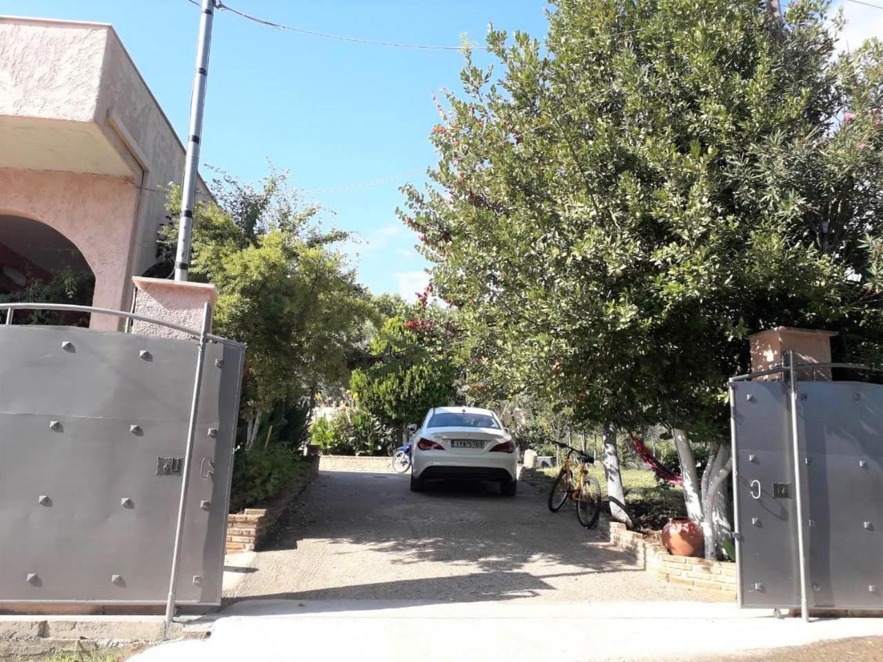 Villa Ioanneta - Close to sea, private parking, pet-friendly view 3