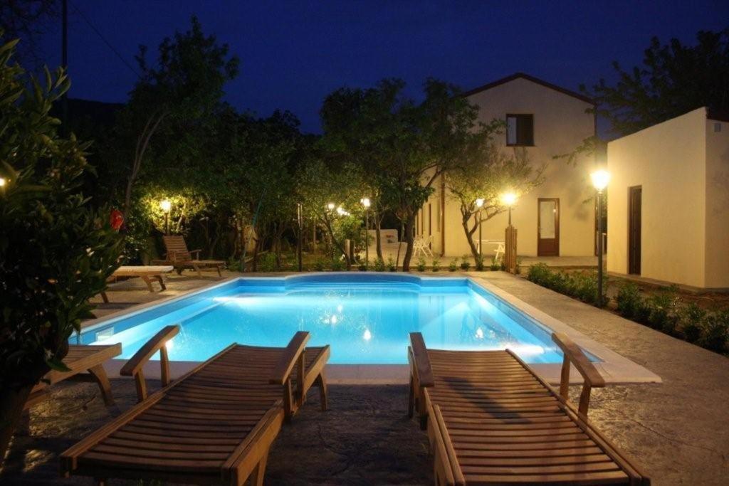 Villa Giardino Paradiso Cefalù con 13 posti letto e piscina riscaldata photo 1