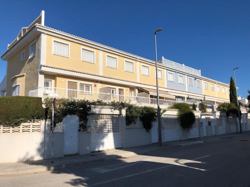 Solo familias Dúplex en Casa adosada
