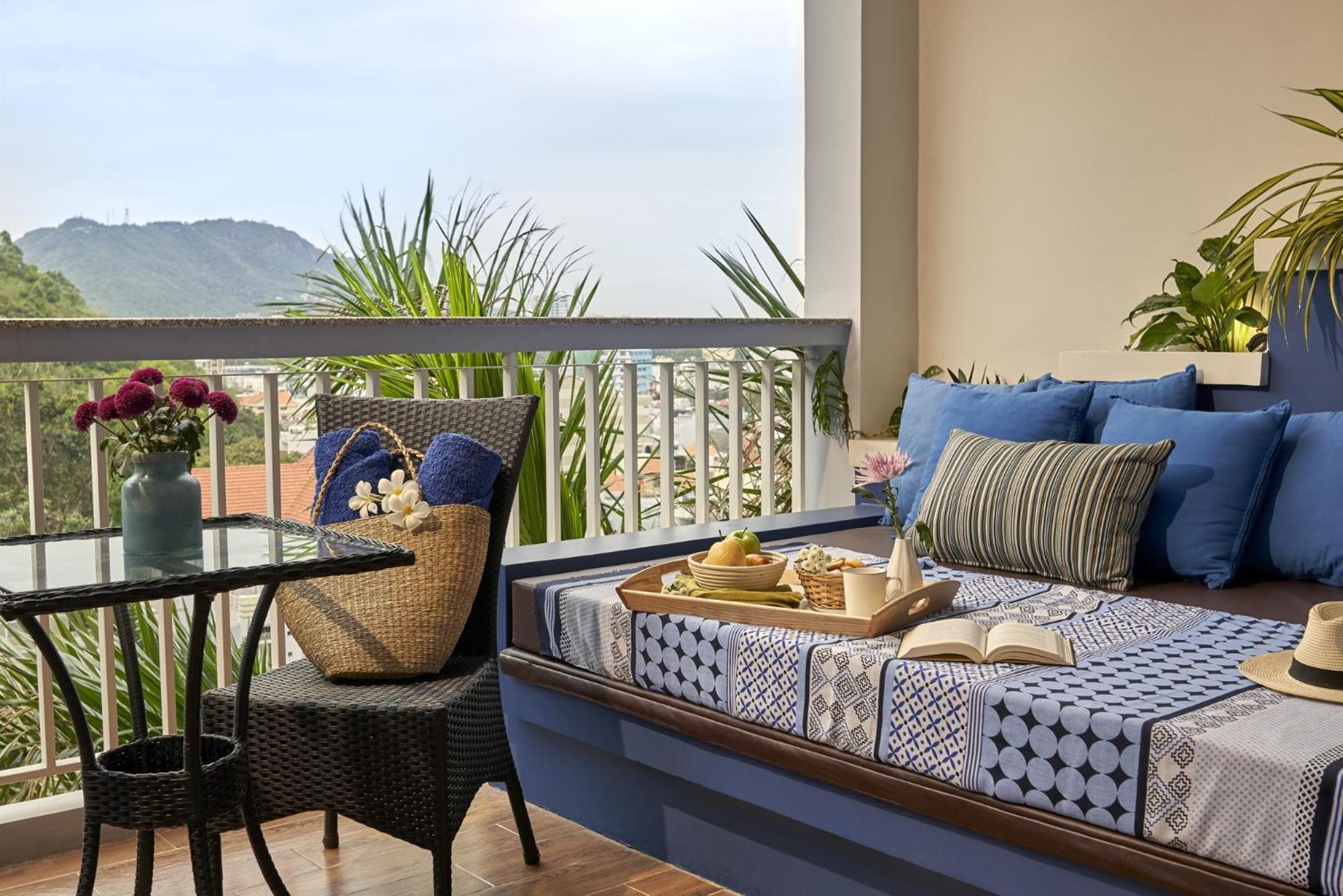 The Wind Resort - Tropical Hillside Escape