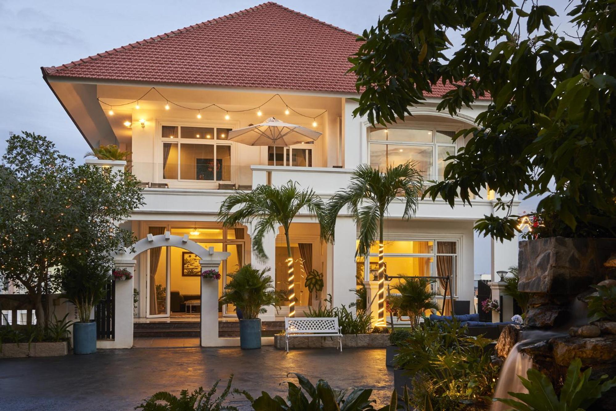 The Wind Resort - Tropical Hillside Escape