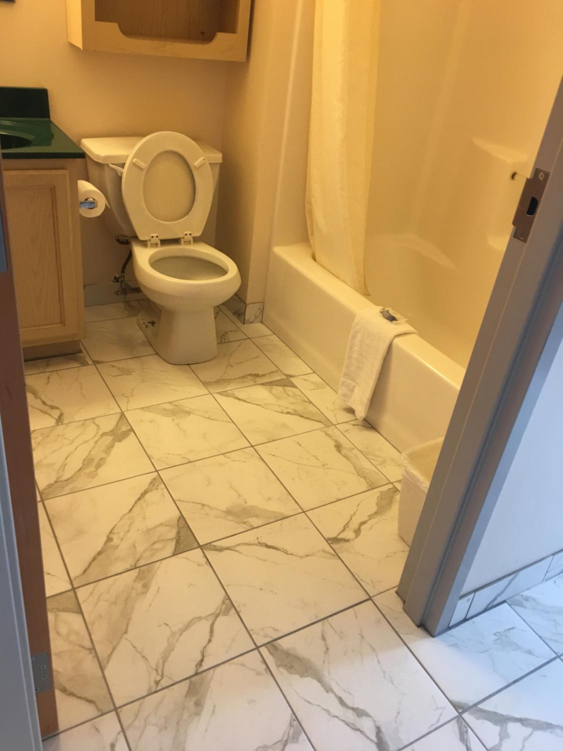 Lewisburg Vacations - All Suites Inn Budget Host - Property Image 22