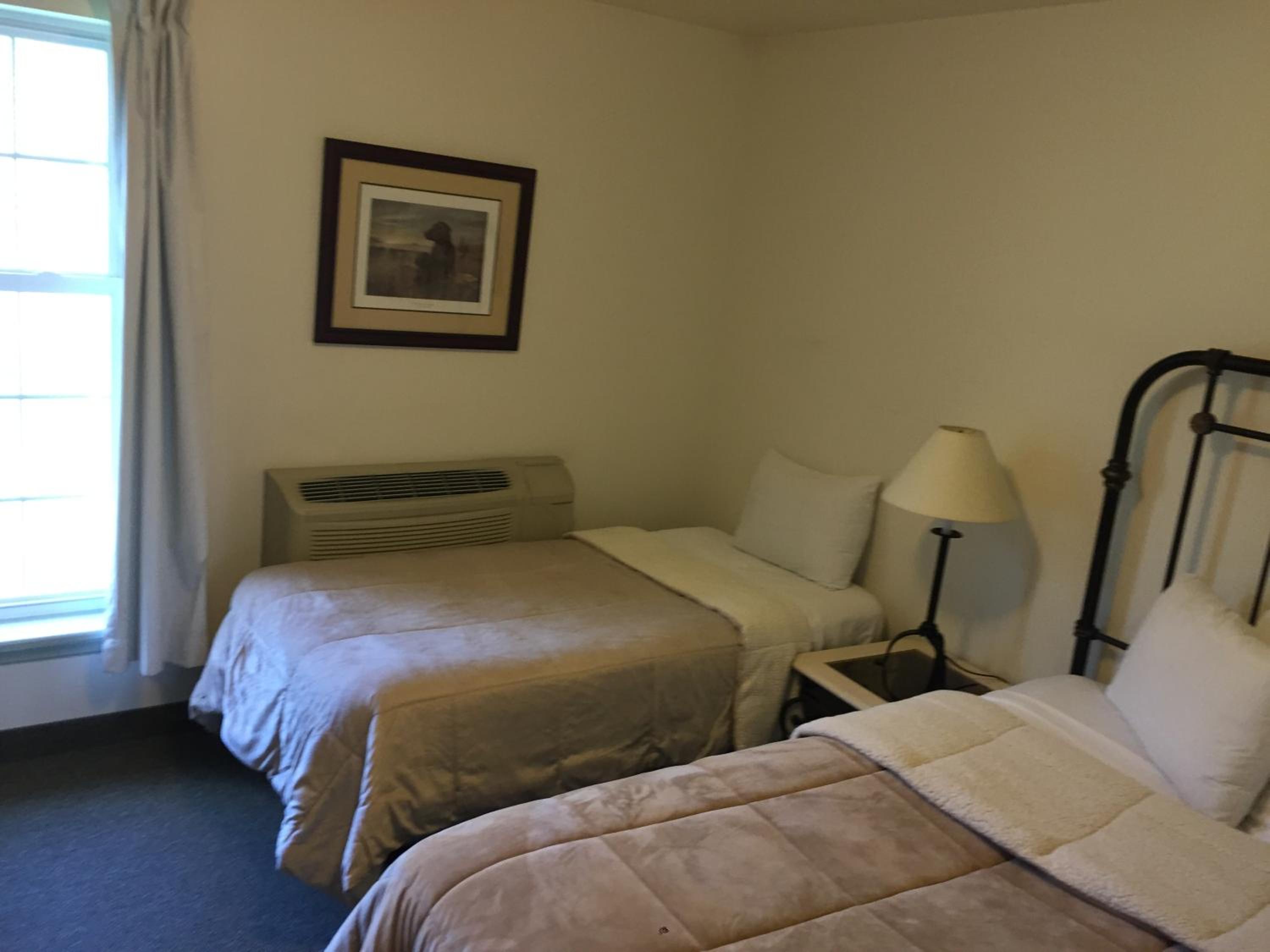 Lewisburg Vacations - All Suites Inn Budget Host - Property Image 17