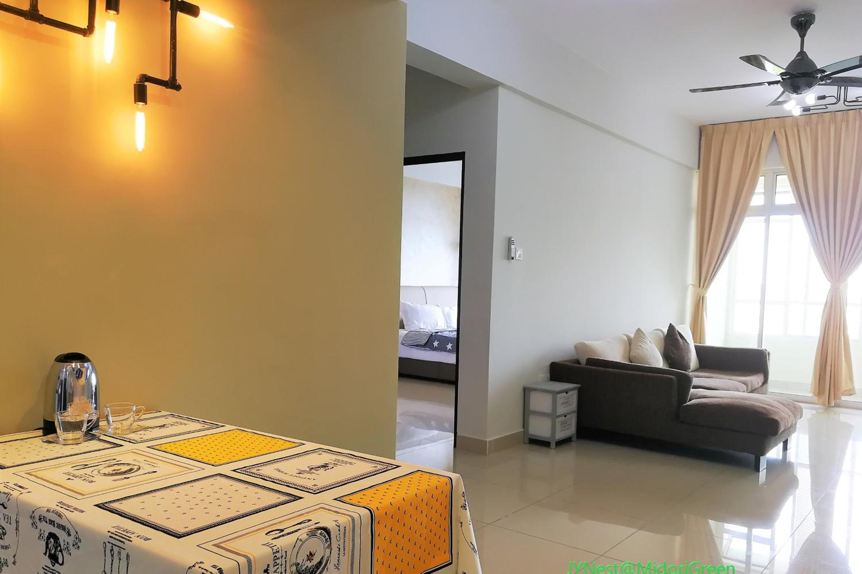 JYNest Midori Green @ Austin Heights Homestay