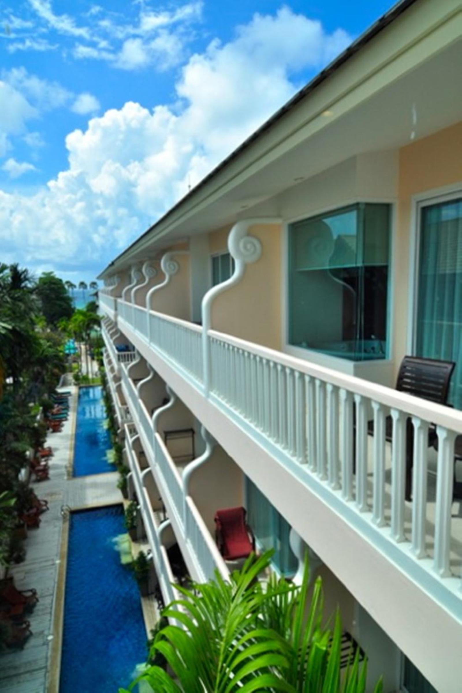 Hotel Baan Karonburi Resort - Image 1