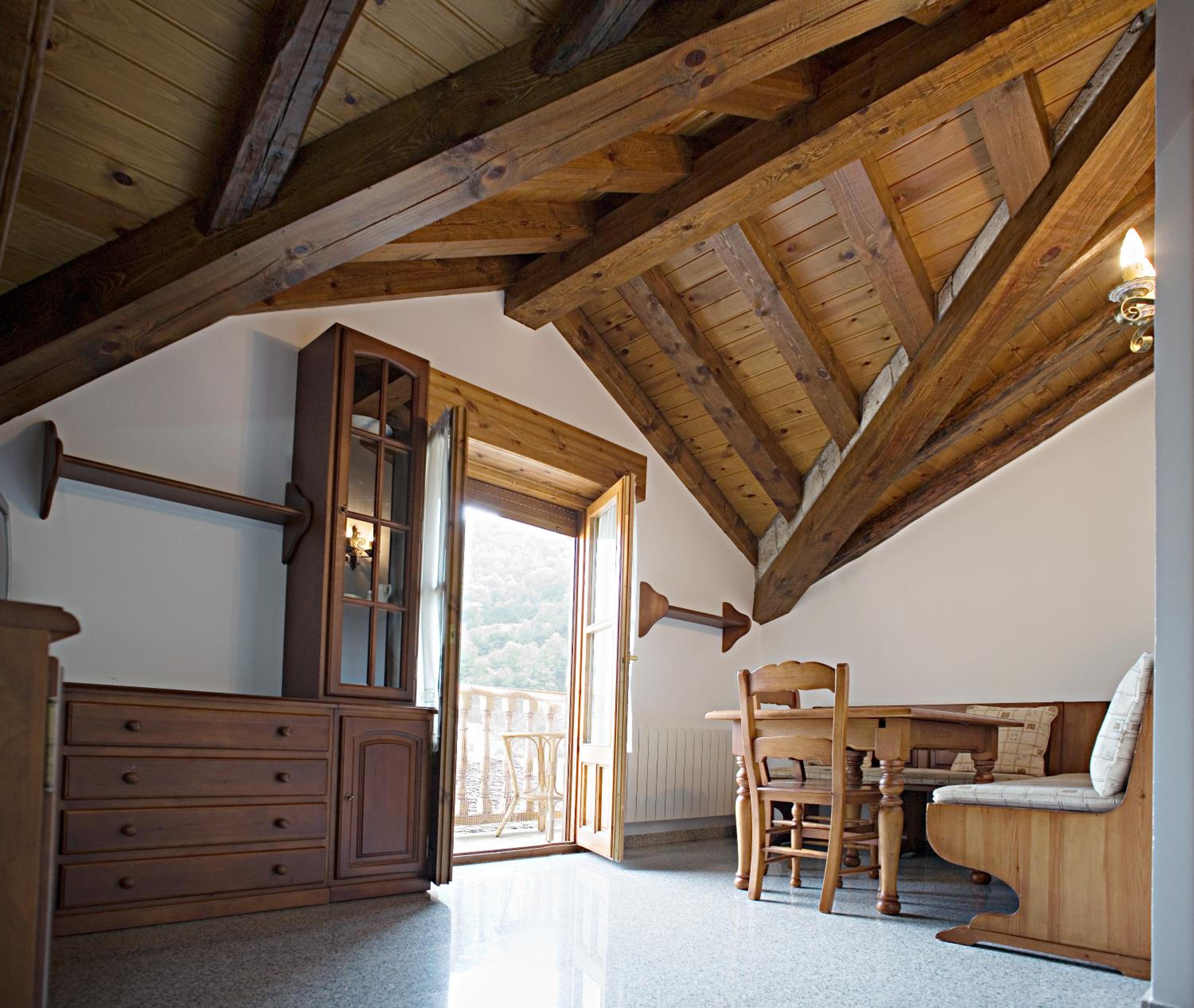 Apartamentos Casa Buisan