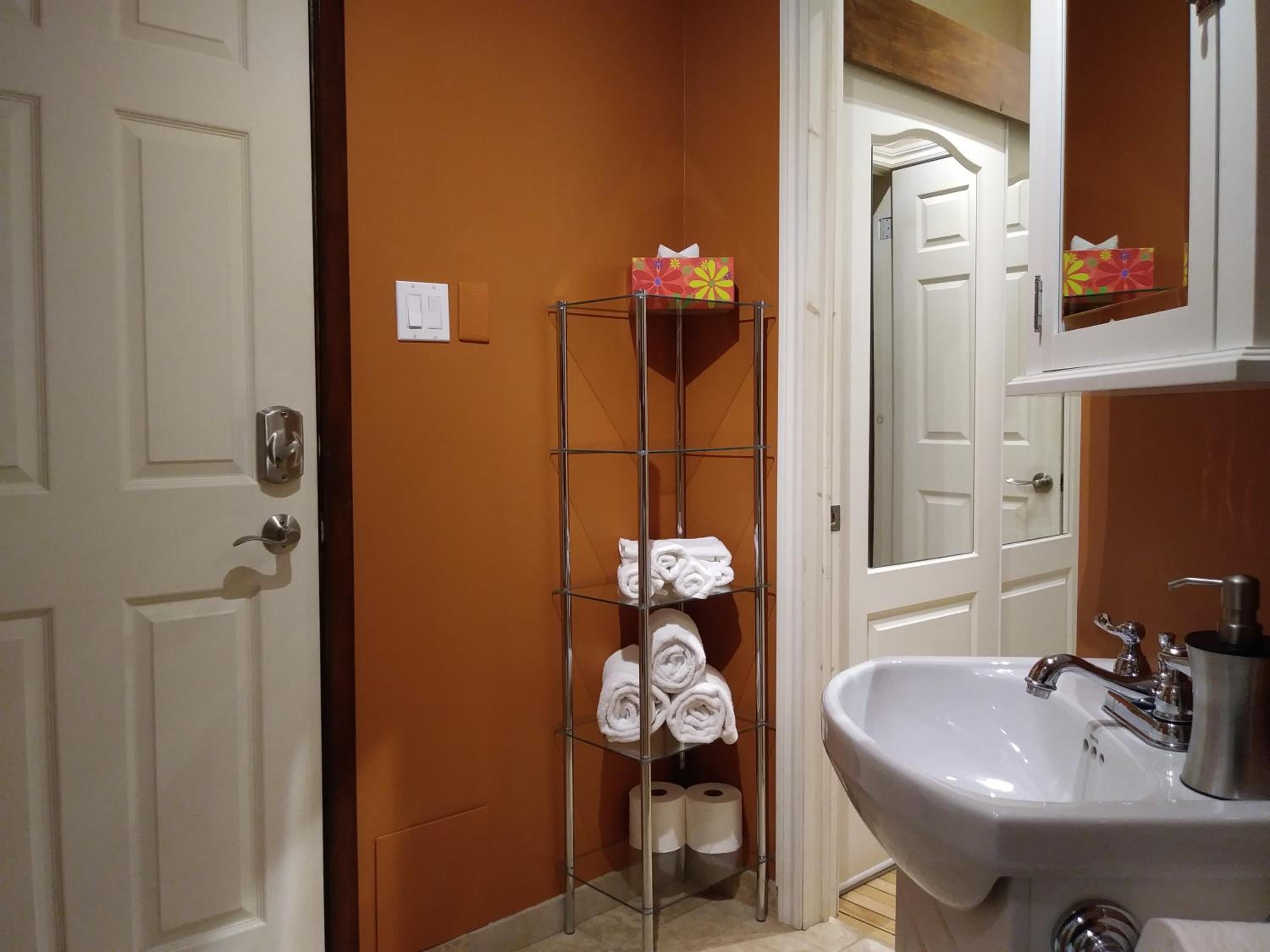 Vieux-Old Farnham Appart-Condotel