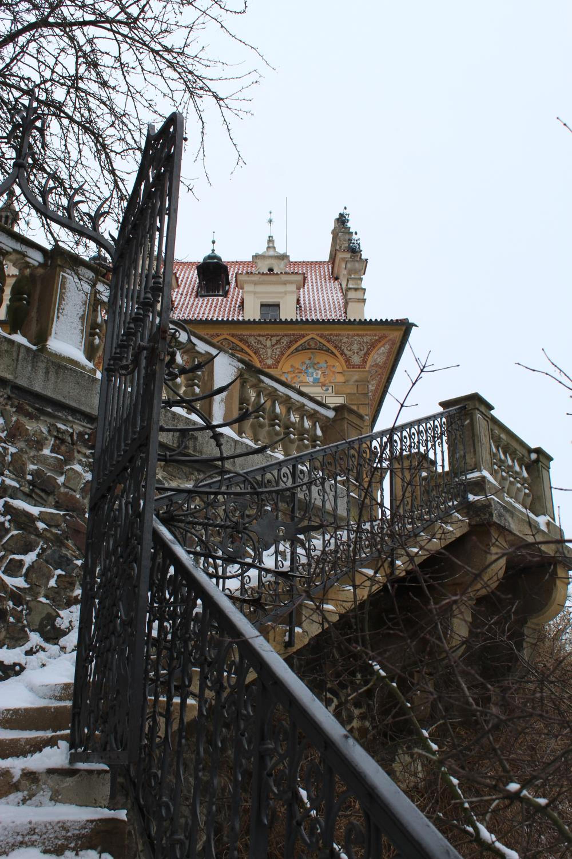 Rivendell Apartments