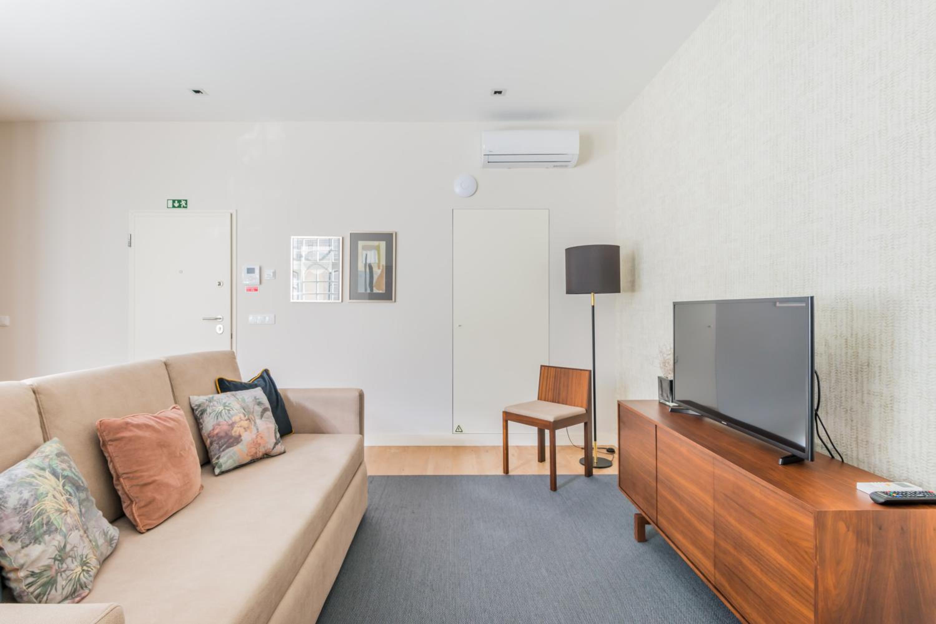 Augusta Residence Apartments