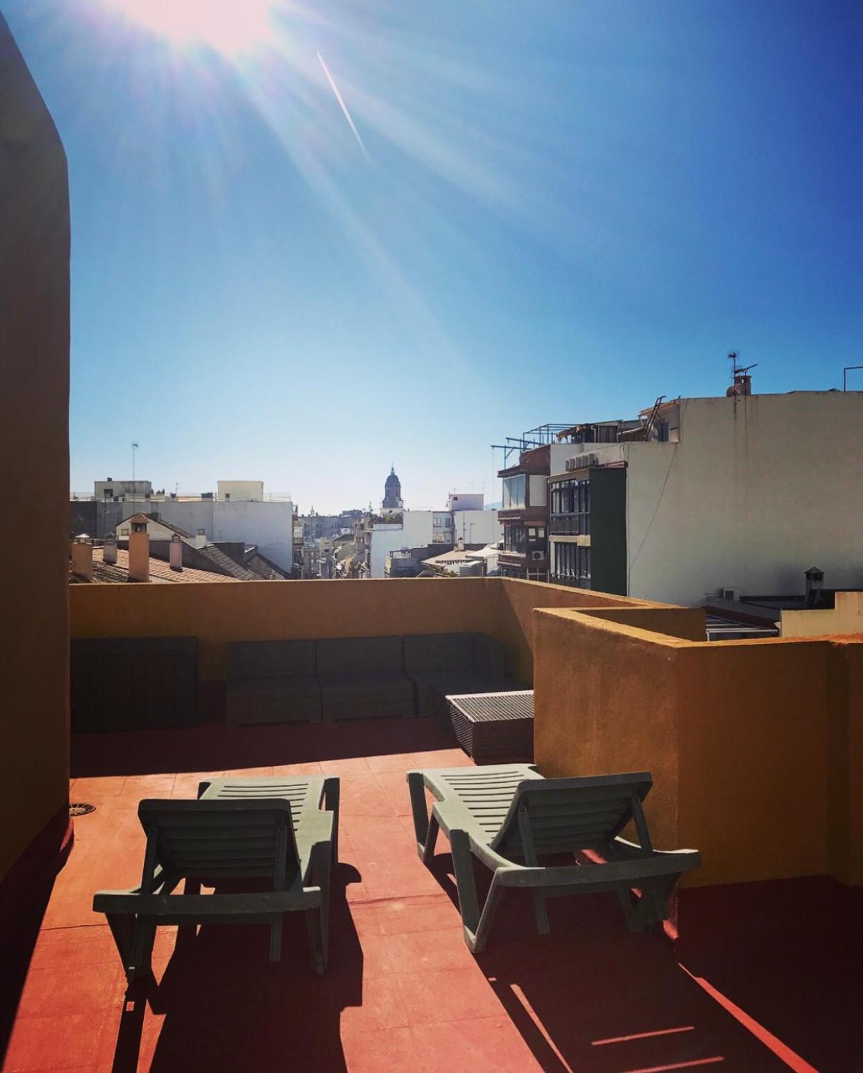 Terrace Relax Apartment. City & Beach