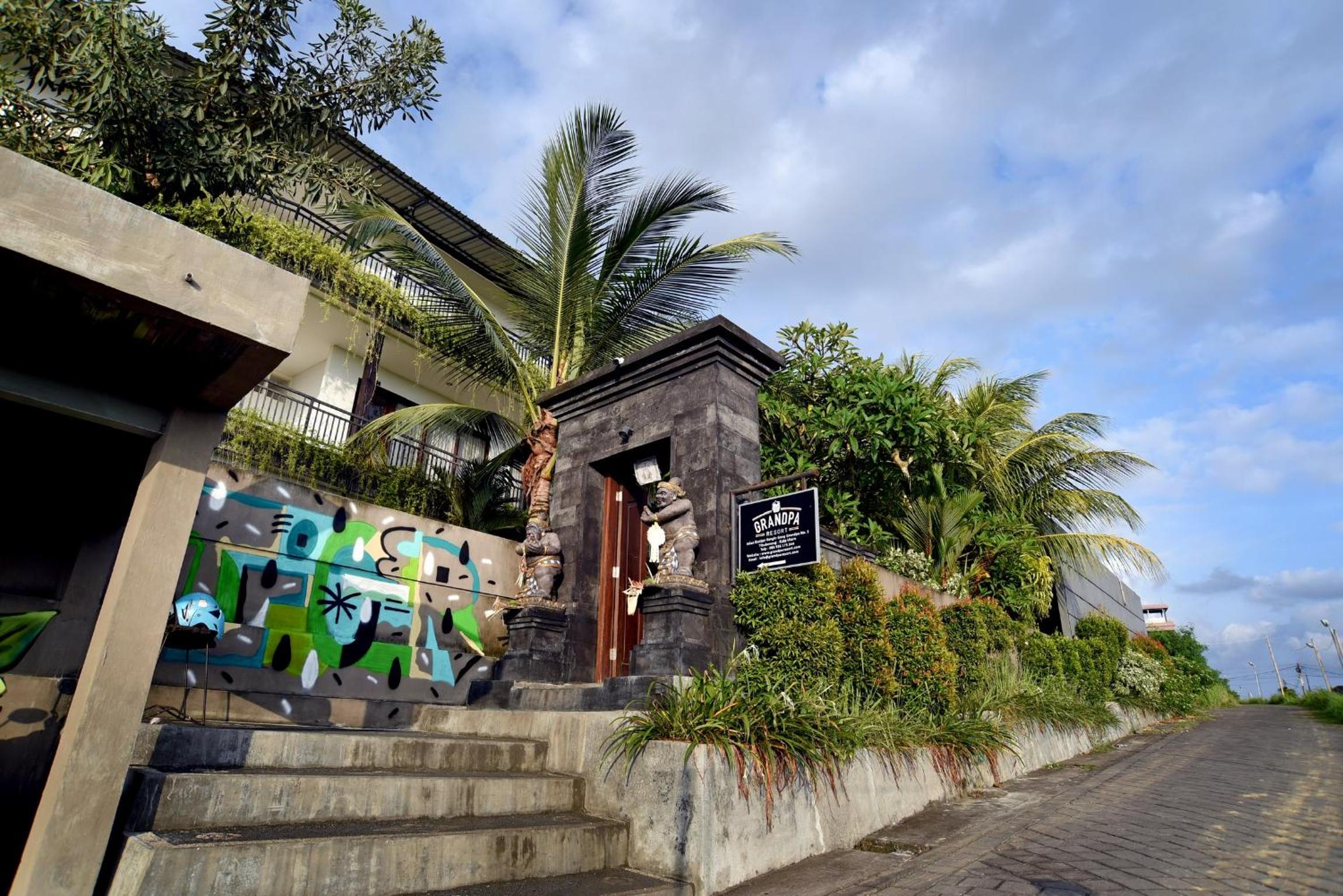 Grandpa Guest House